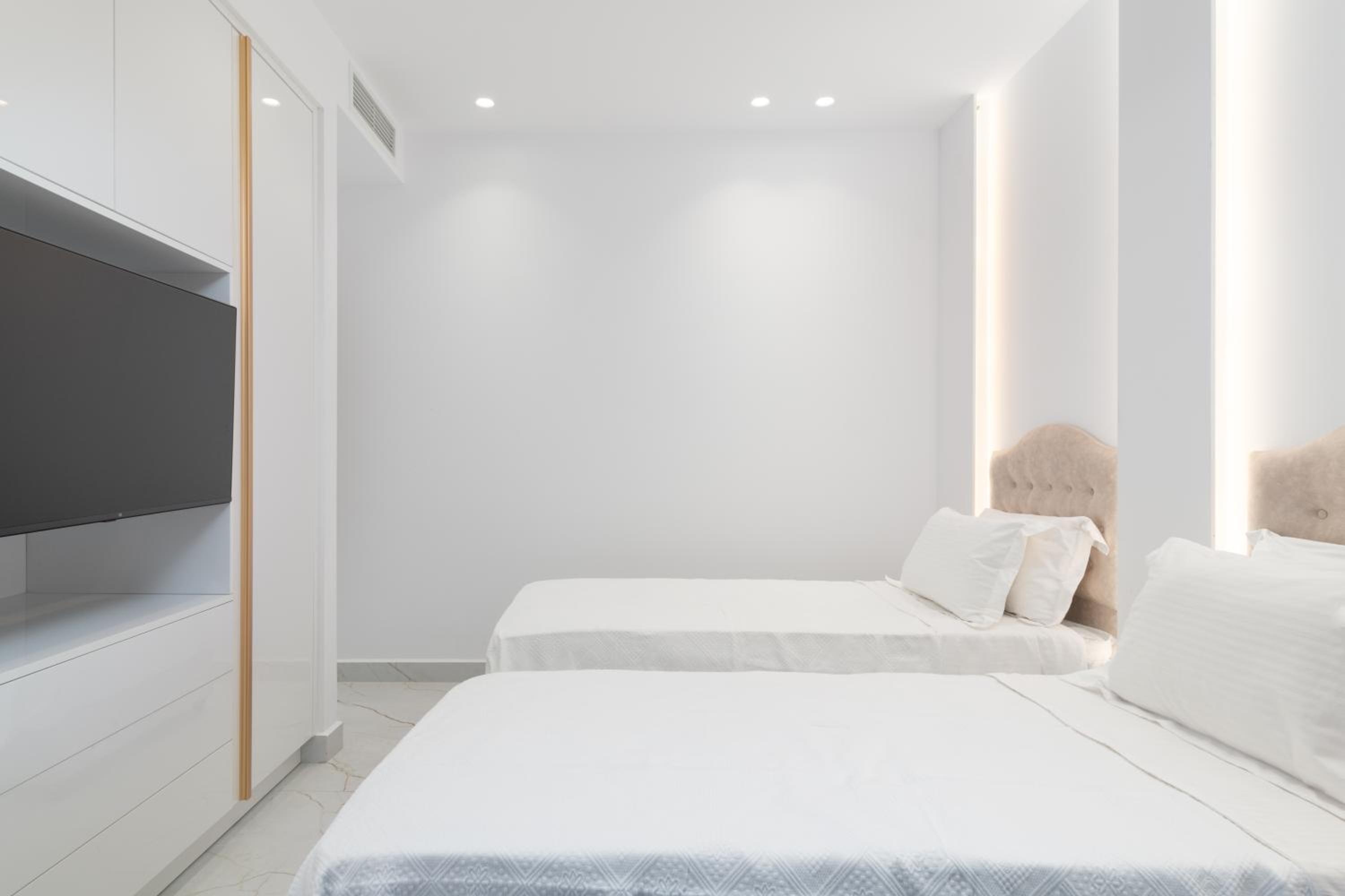 Lithos Luxury Resort photo 5