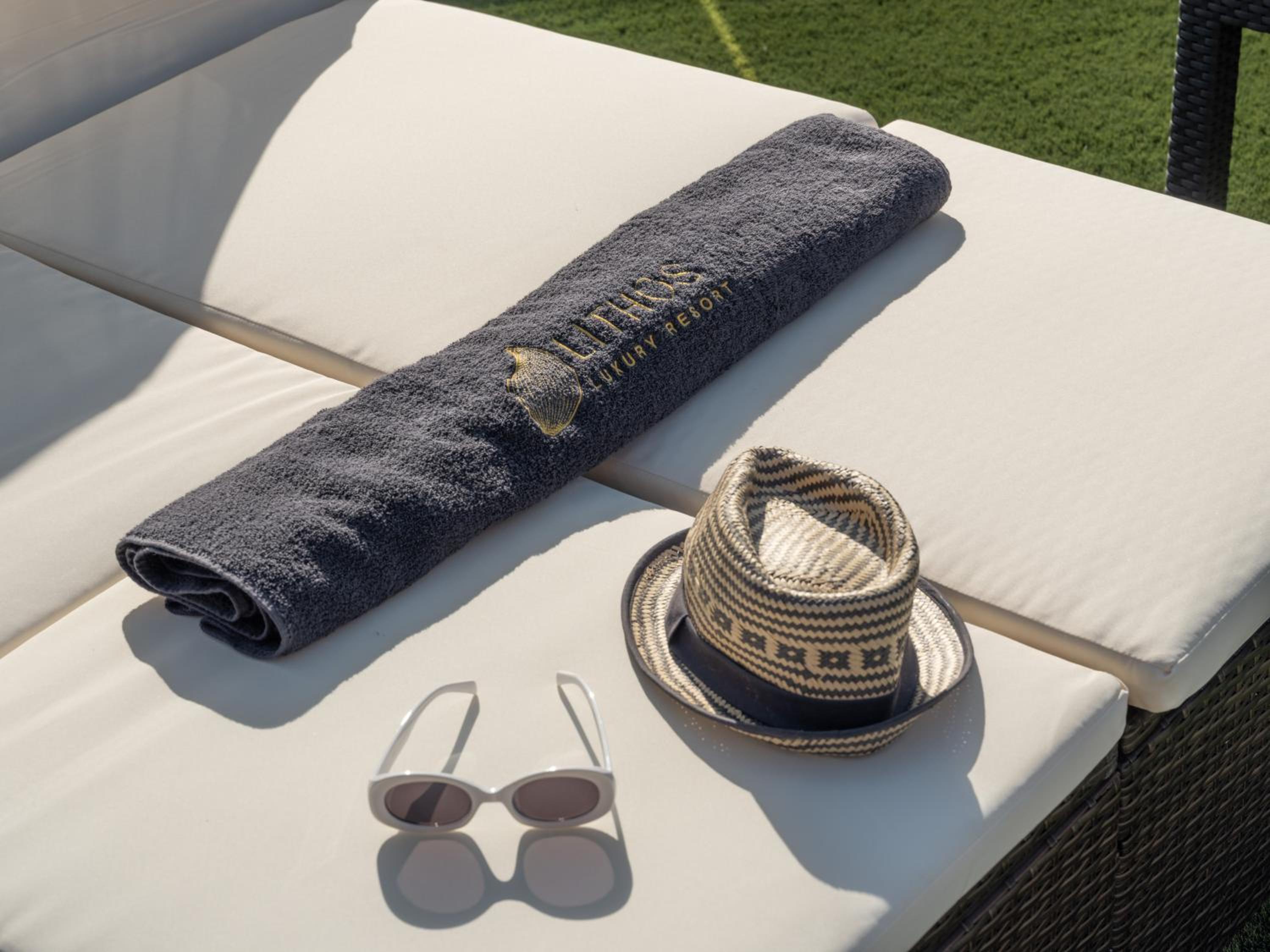Lithos Luxury Resort