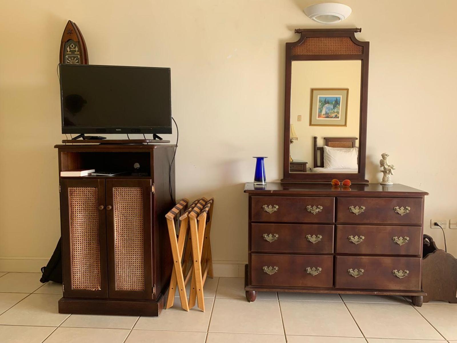 Caribbliss Suites