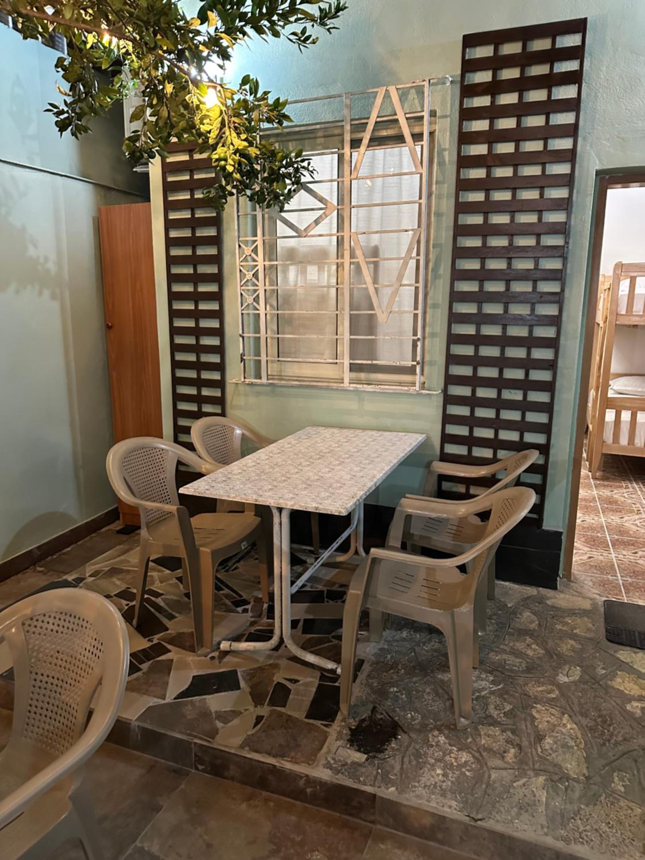 Tirana Lemon Breeze Hostel