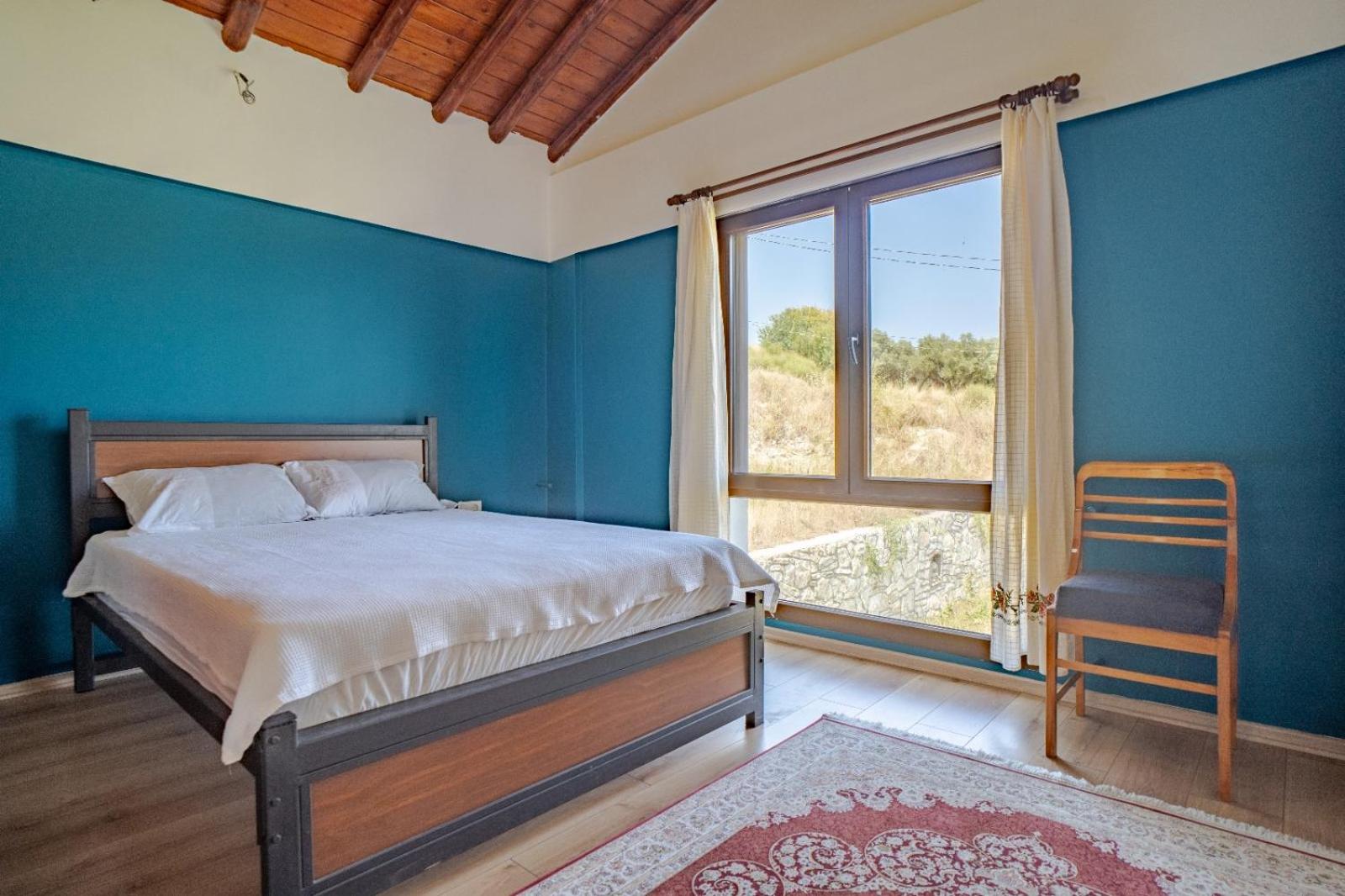 Urla - Taş Villa Dağ Evi view 4