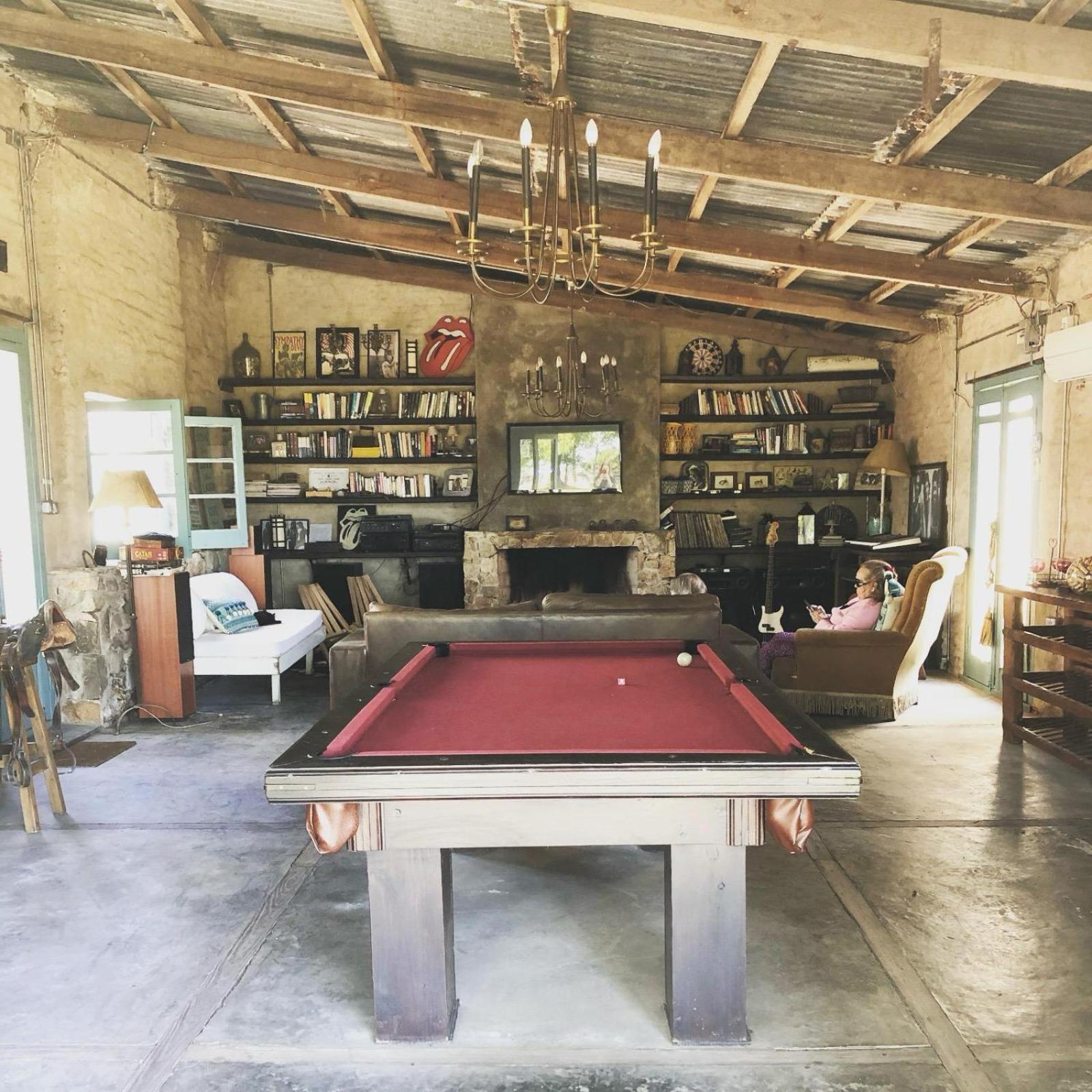 lounge