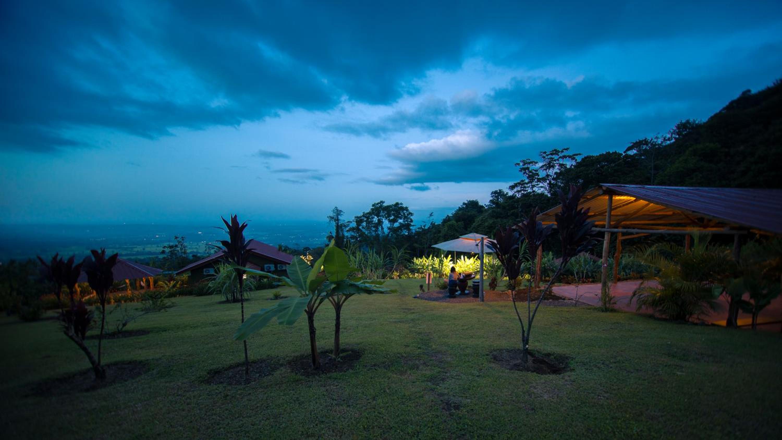 Cabañas Caeli, La Perezosa, La Fortuna Rainforest Glass Cabin w Amazing Views