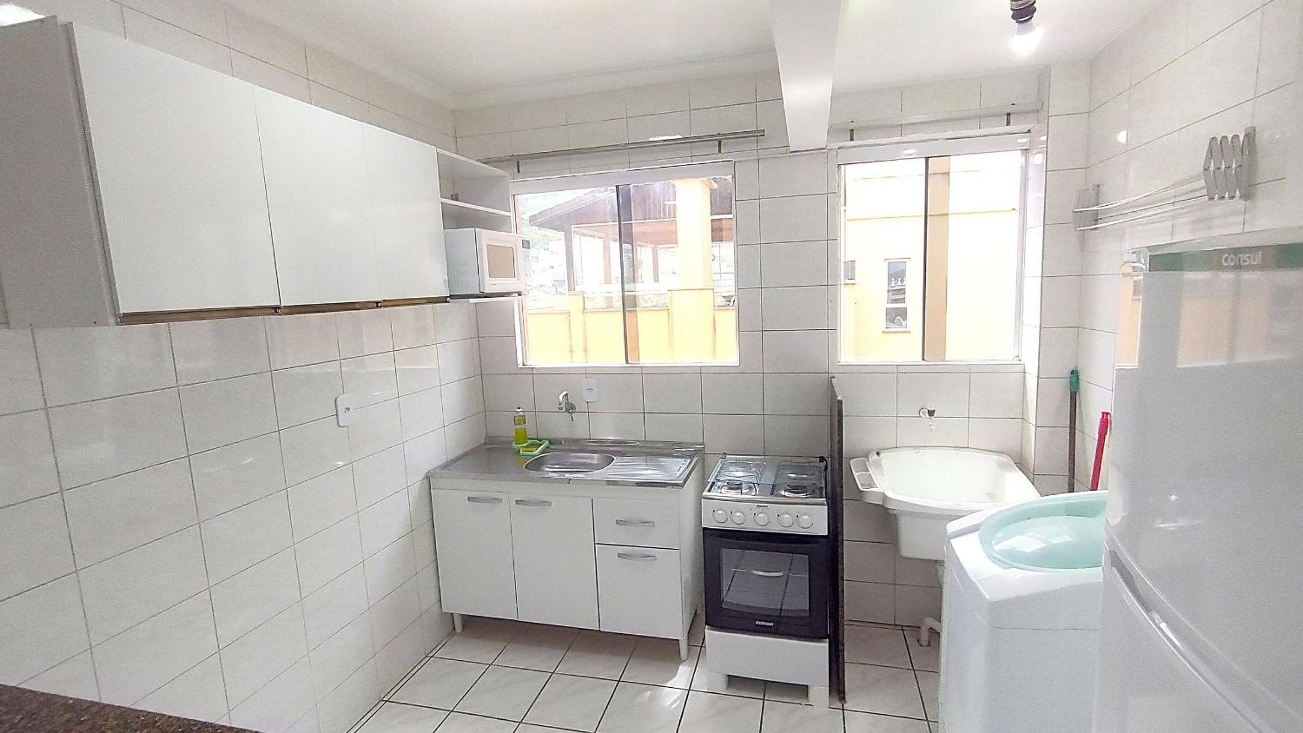 Apartamento a uma quadra da praia