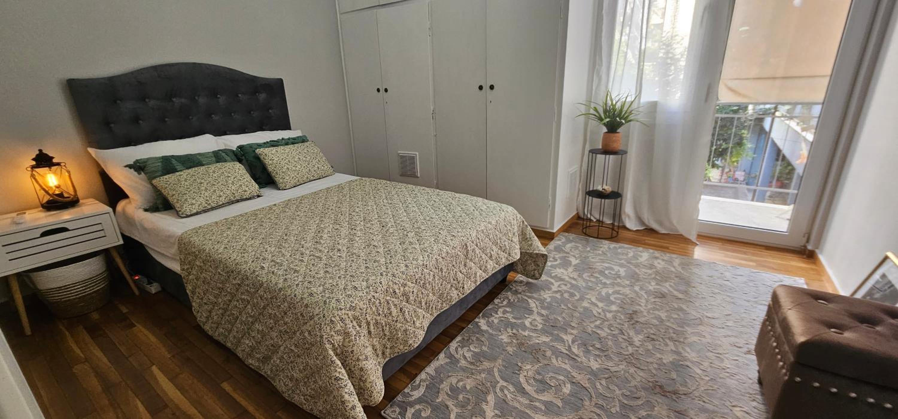 Cozy and quiet apartment , convenient location in Athens