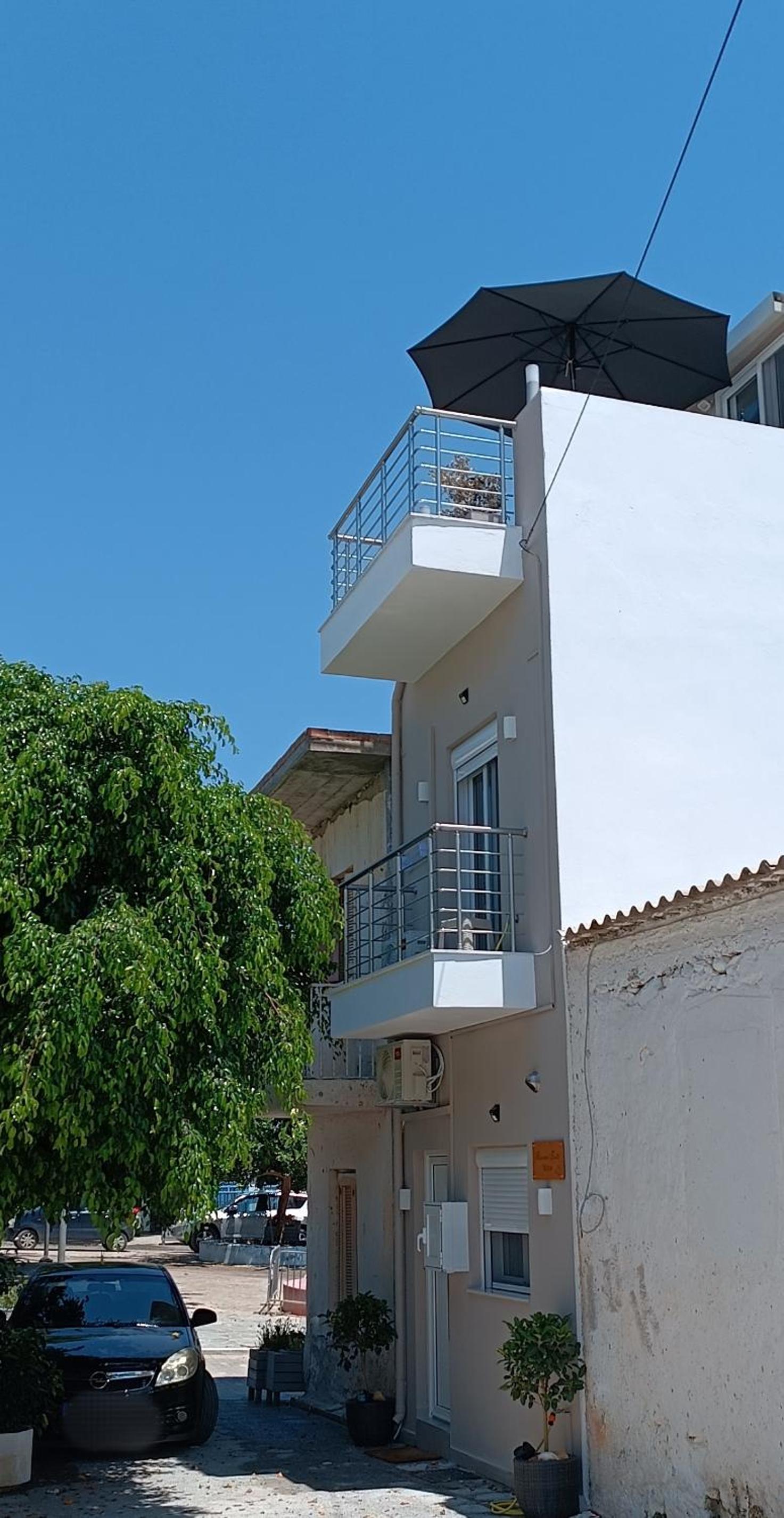 Roummi Suite Mirtos view 5