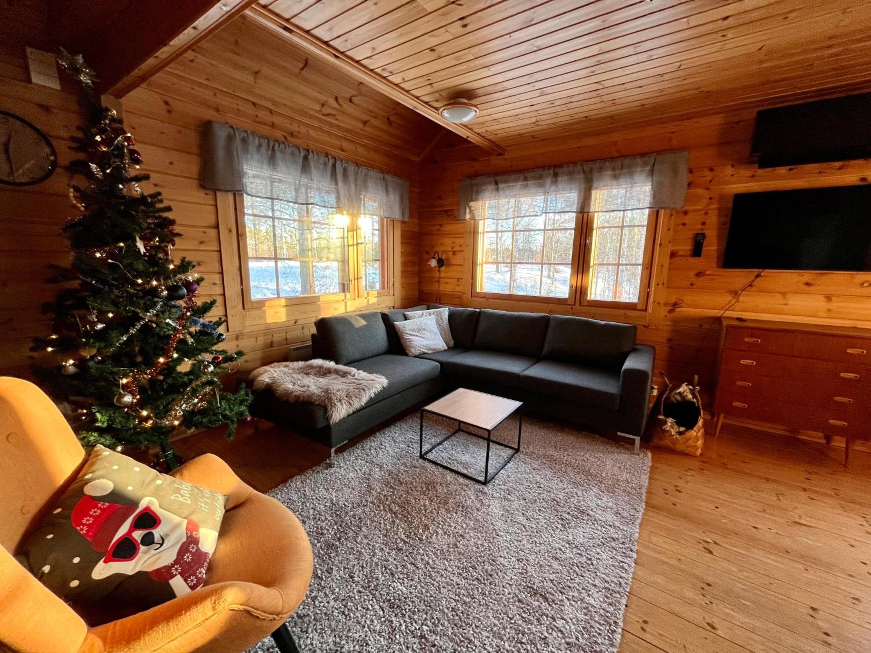Log cottages in 10 min from Santa Claus Village-Sauna&FreeParking view 4