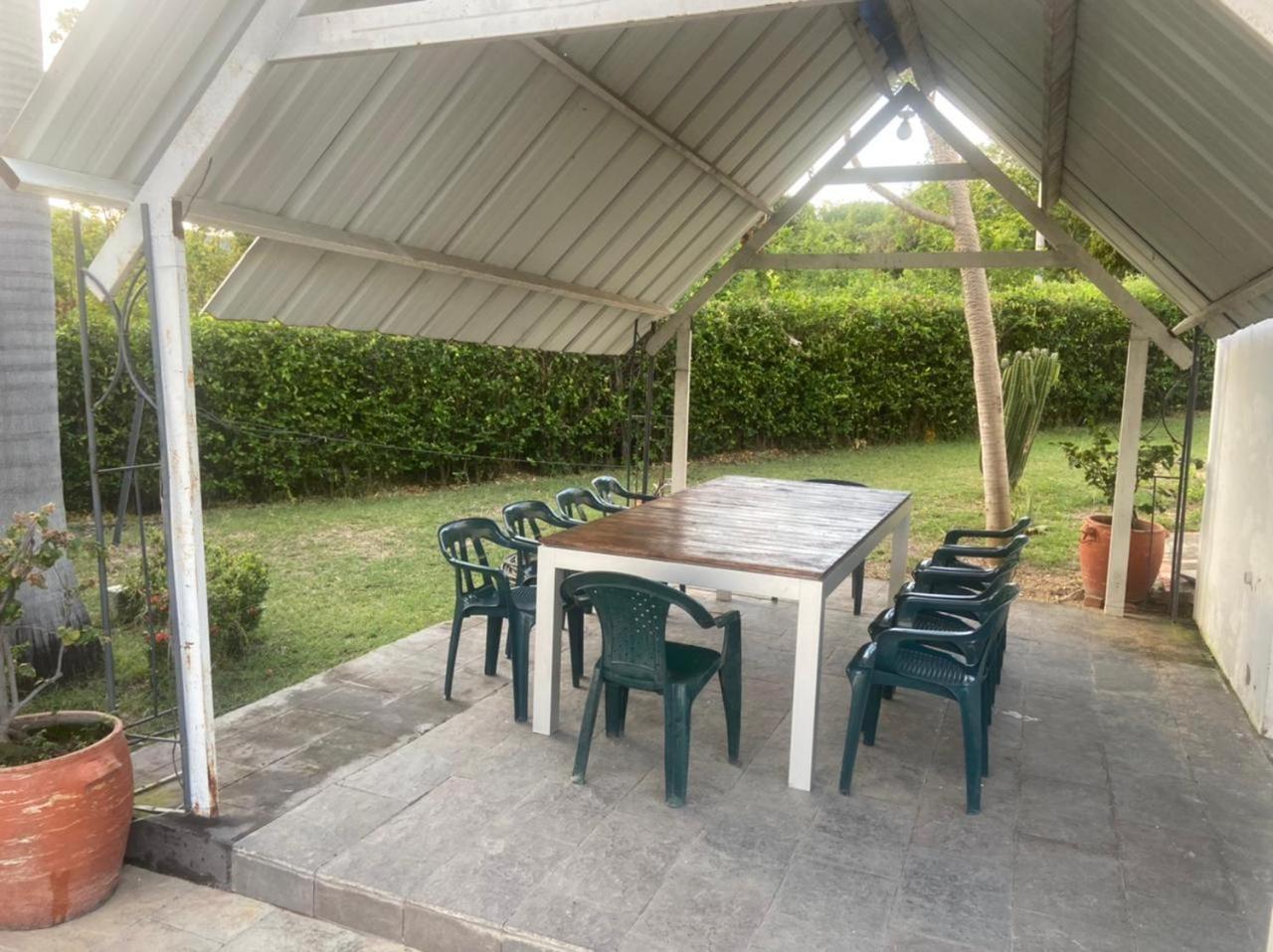Hermosa Casa Con piscina y bbq