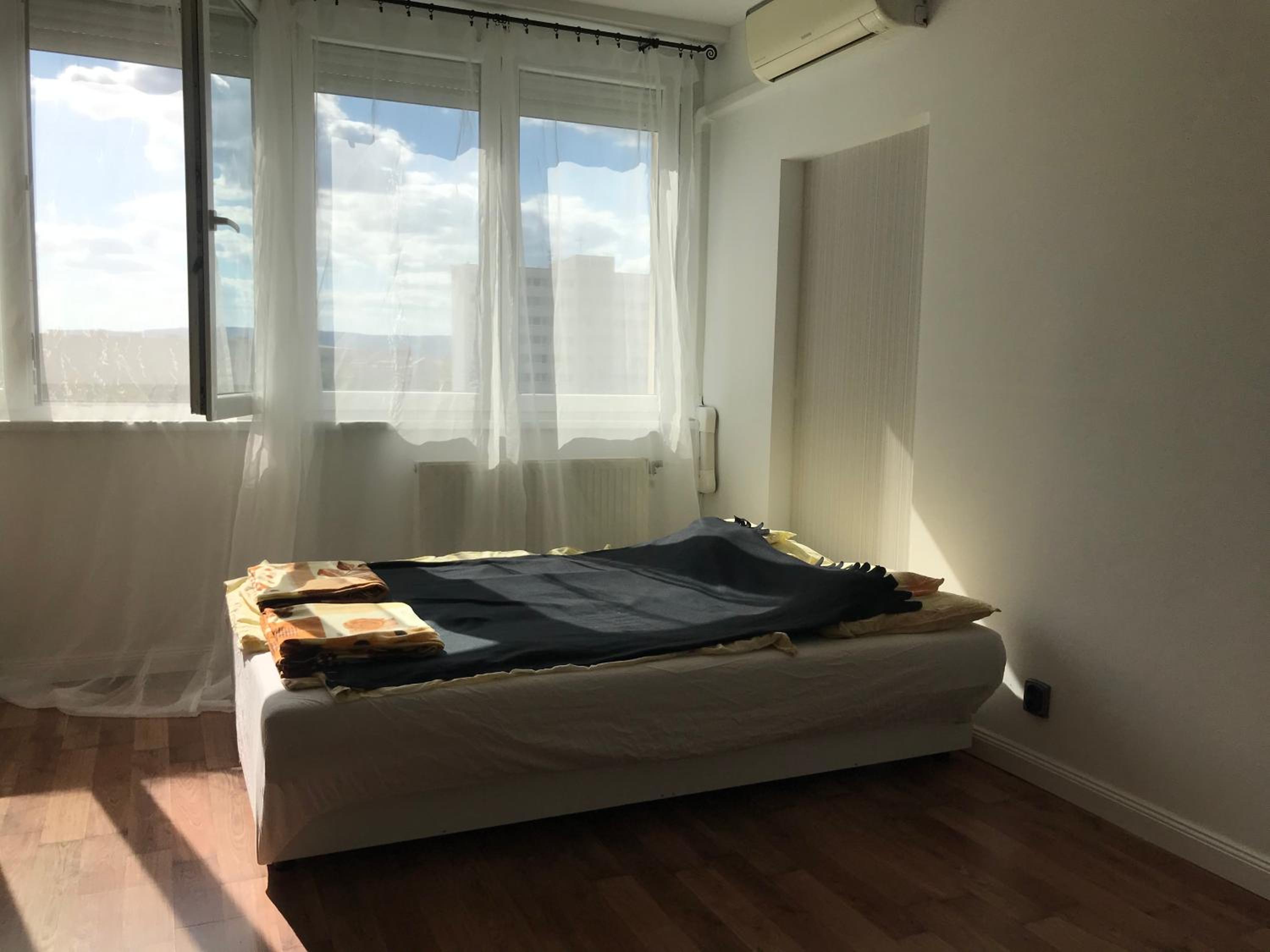 Pillangó parki kis lakás 15 percre a belvárostól view 3