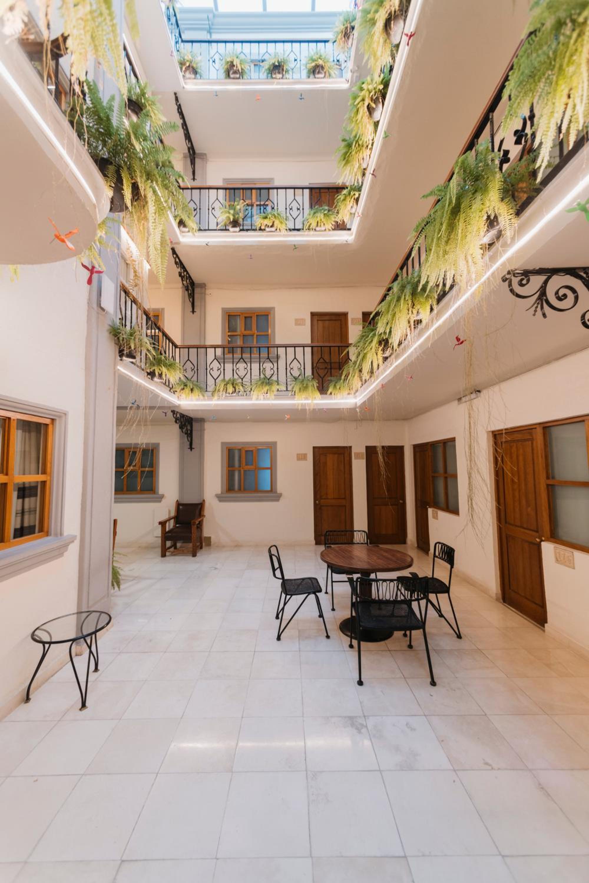 Hotel Marques Del Valle - Property Image 1
