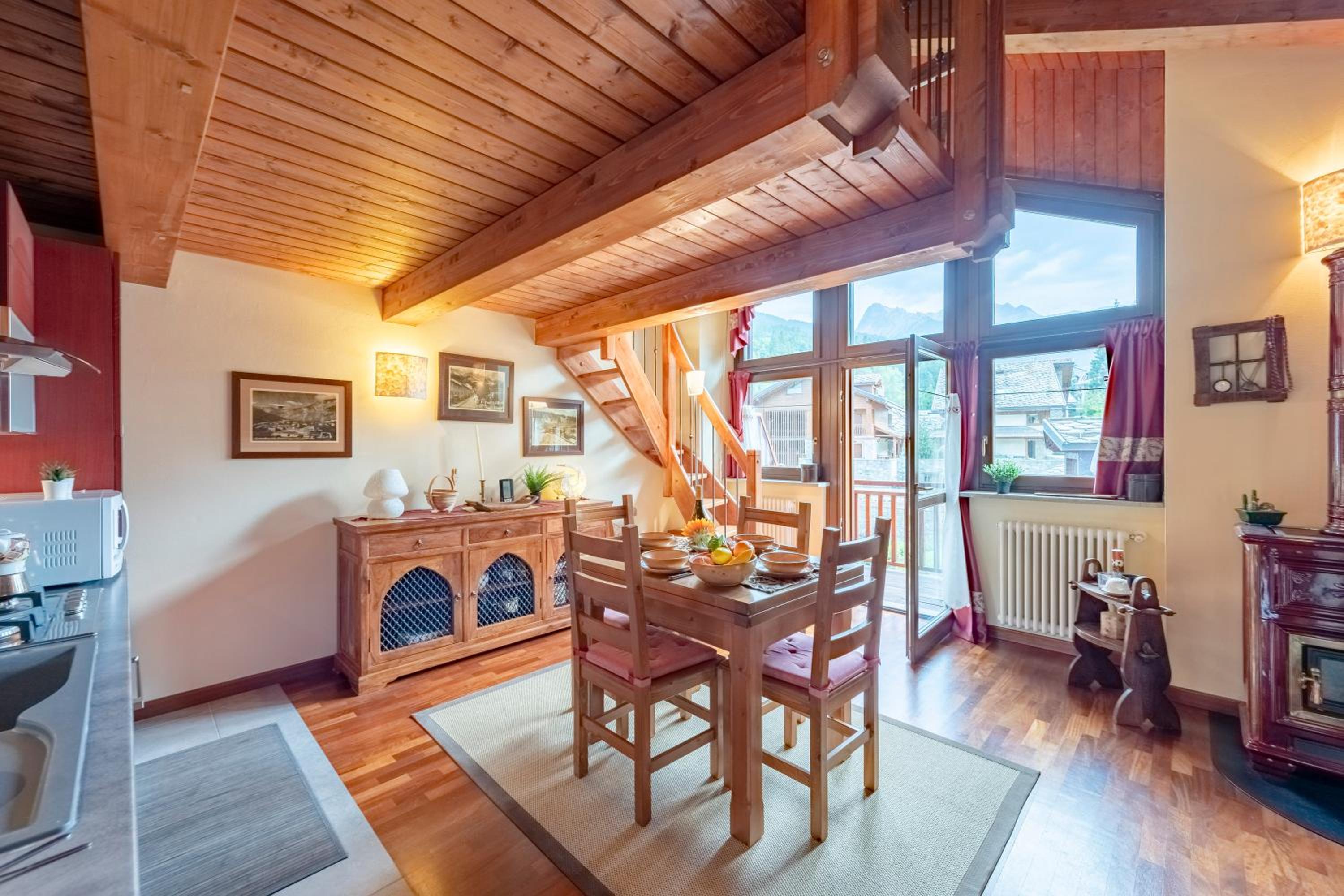 La Casa di Camus - Happy Rentals view 4