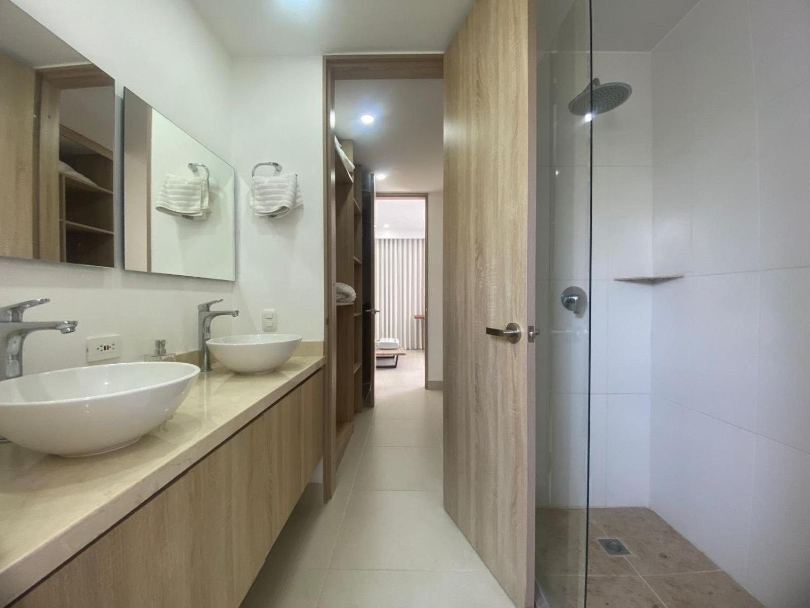 Hermosa casa en Karibana Ctg
