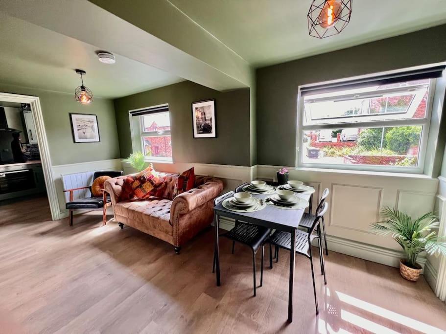 Quirky, Newly Converted Flat view 4