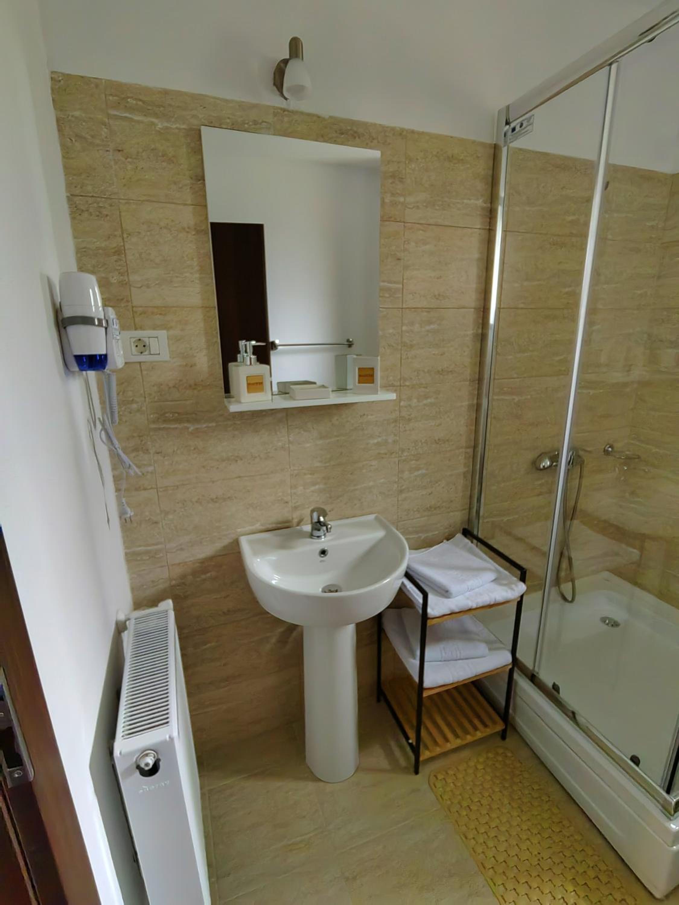 Pensiunea Pastravaria Vistisoara