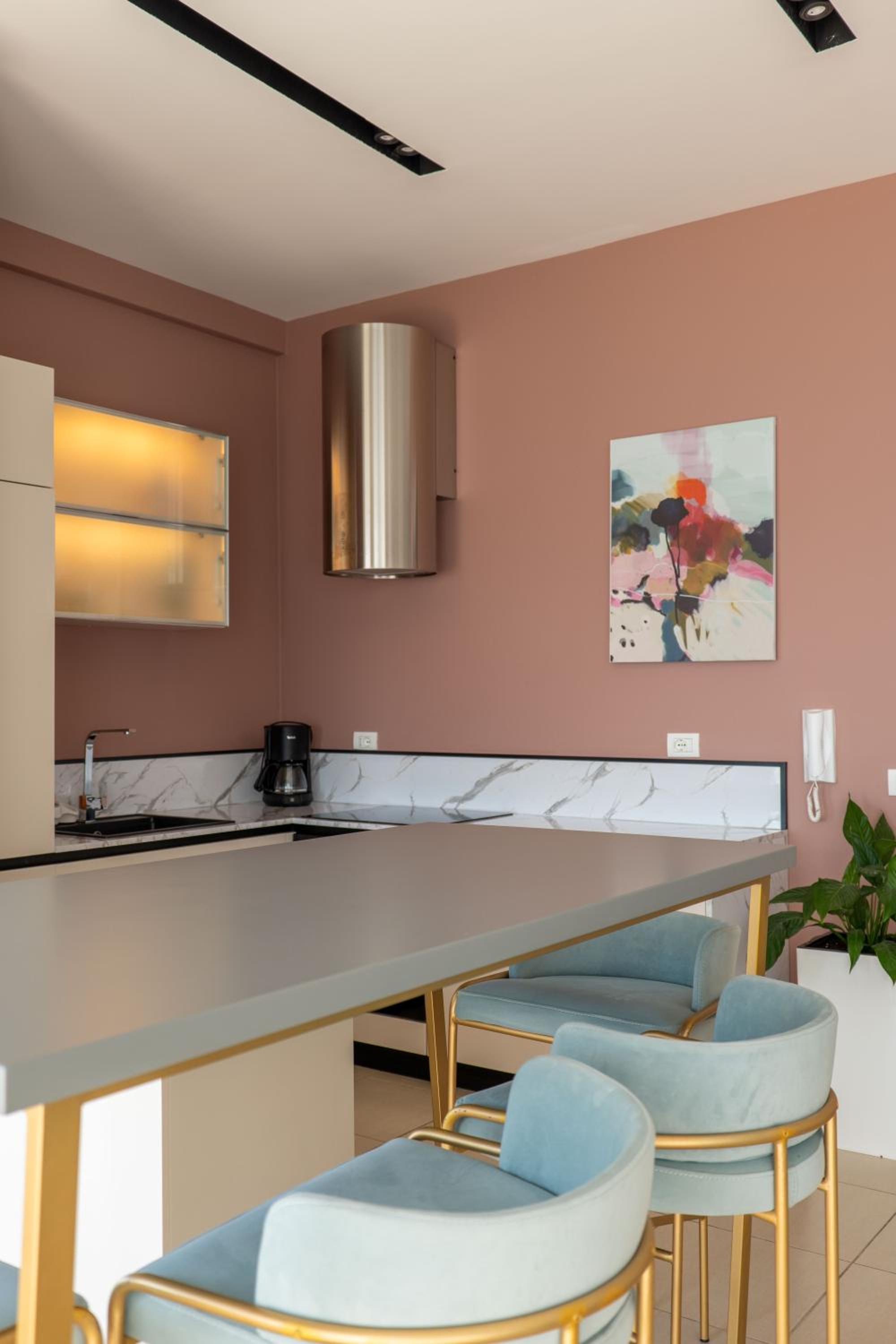 Domi Luxury beach view apartments in Saranda