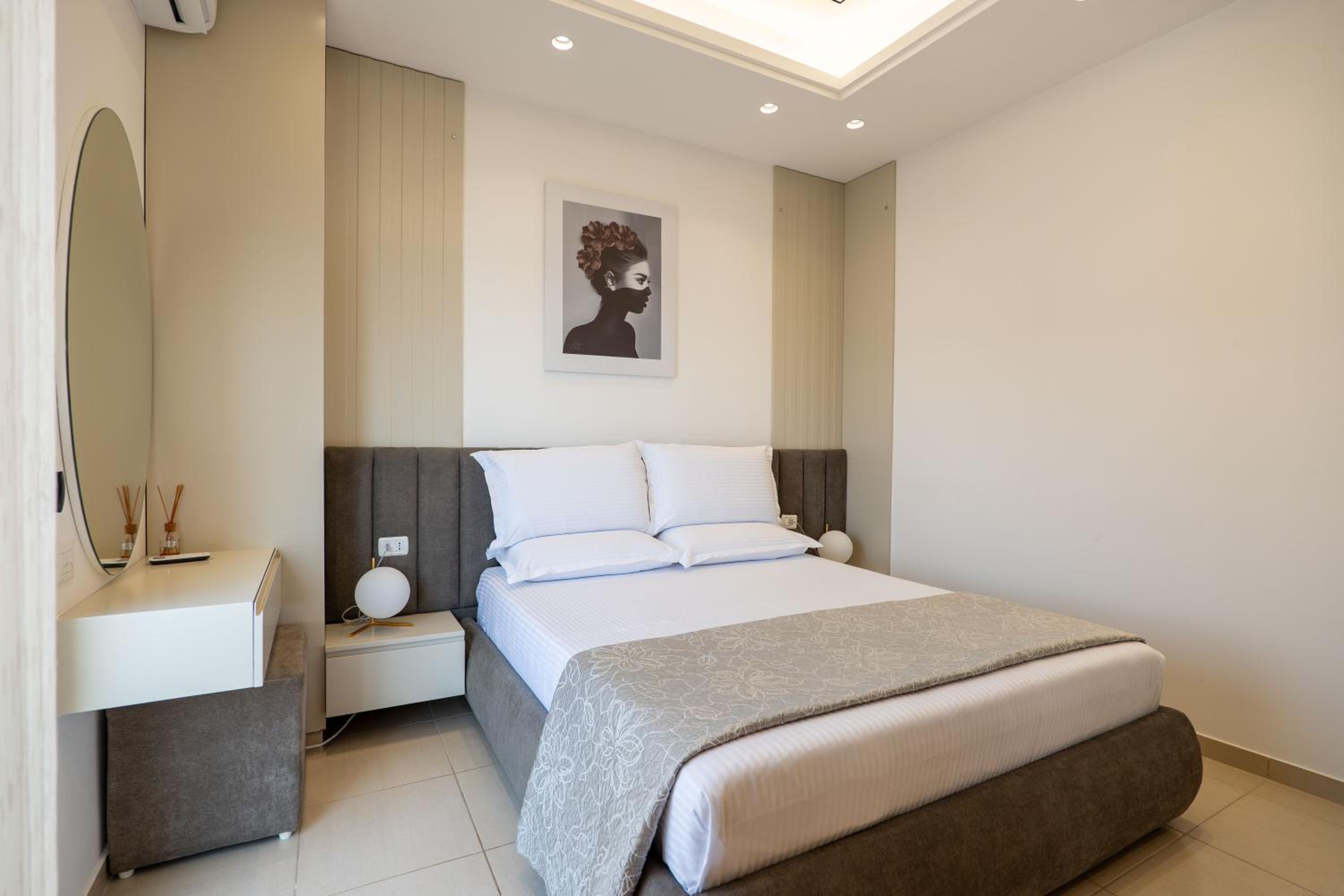 Domi Luxury beach view apartments in Saranda