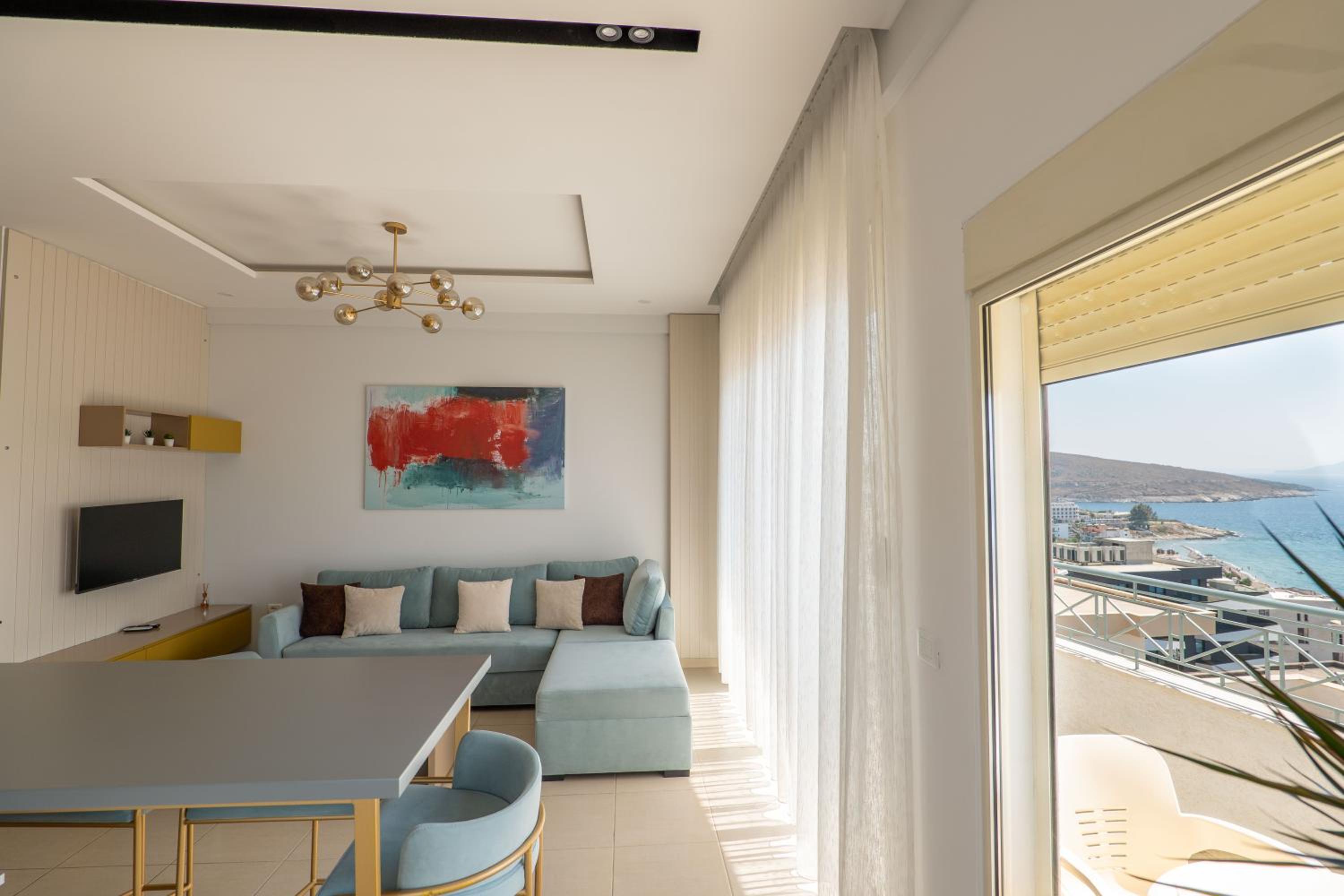 Domi Luxury beach view apartments in Saranda