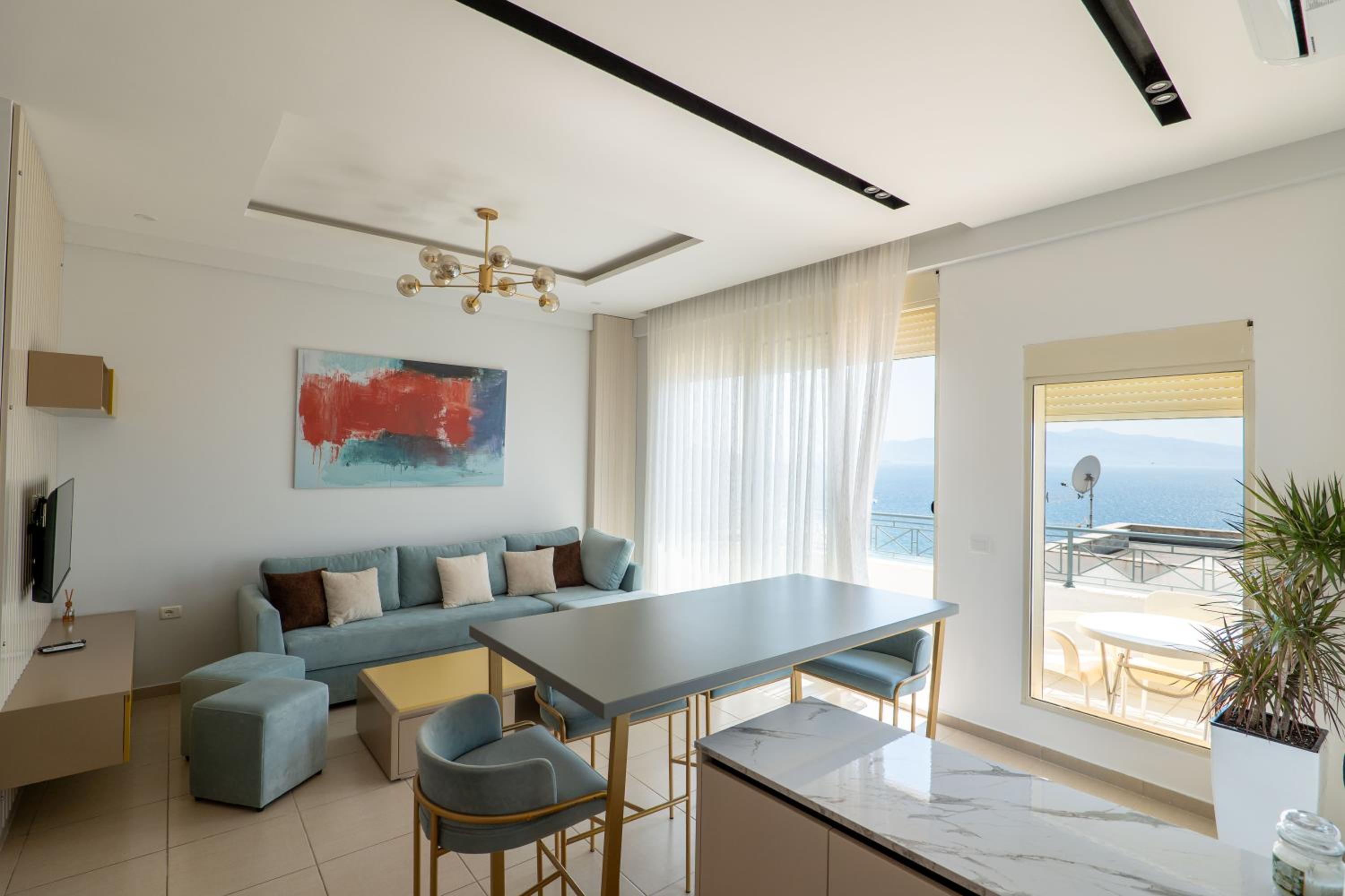 Domi Luxury beach view apartments in Saranda