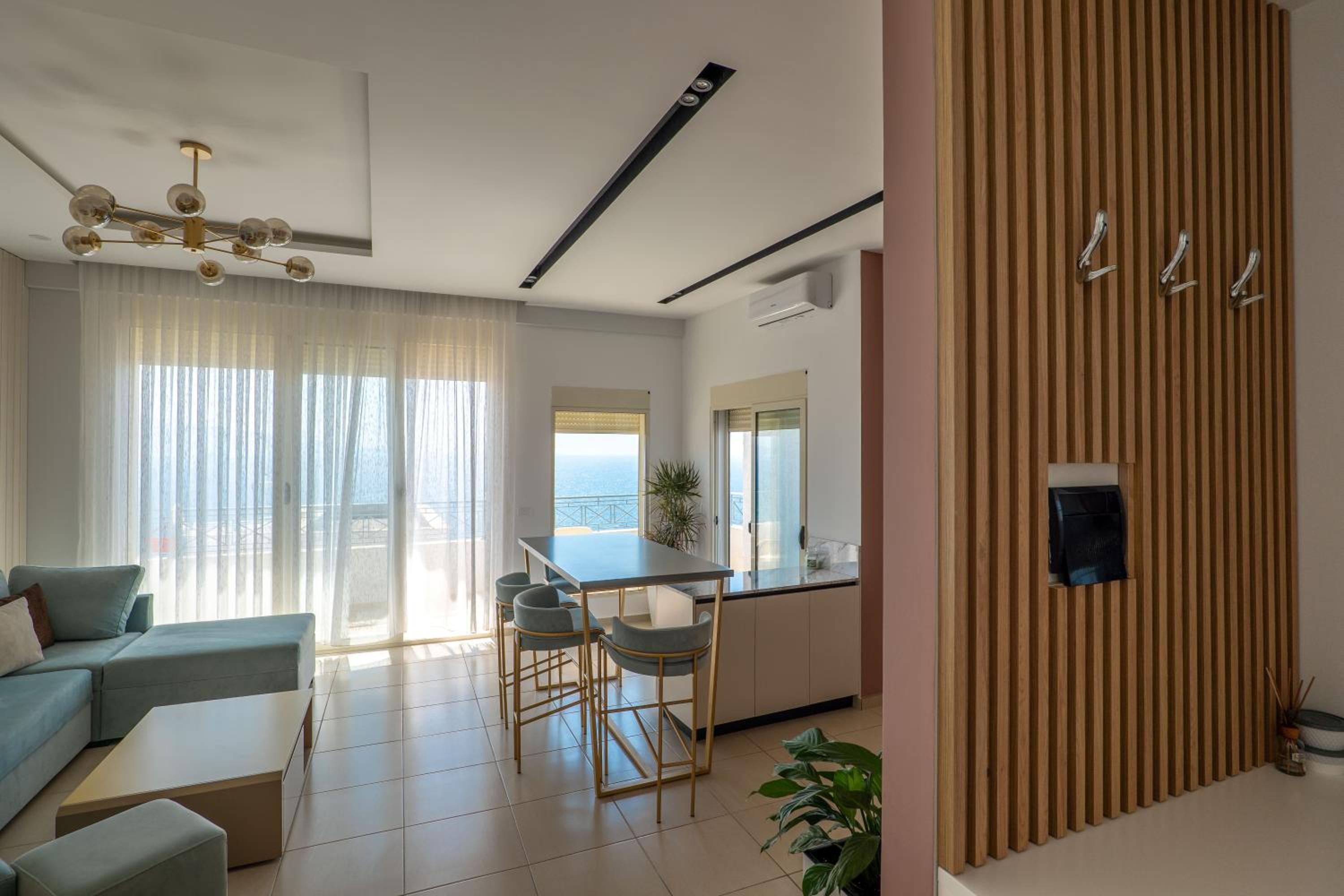 Domi Luxury beach view apartments in Saranda