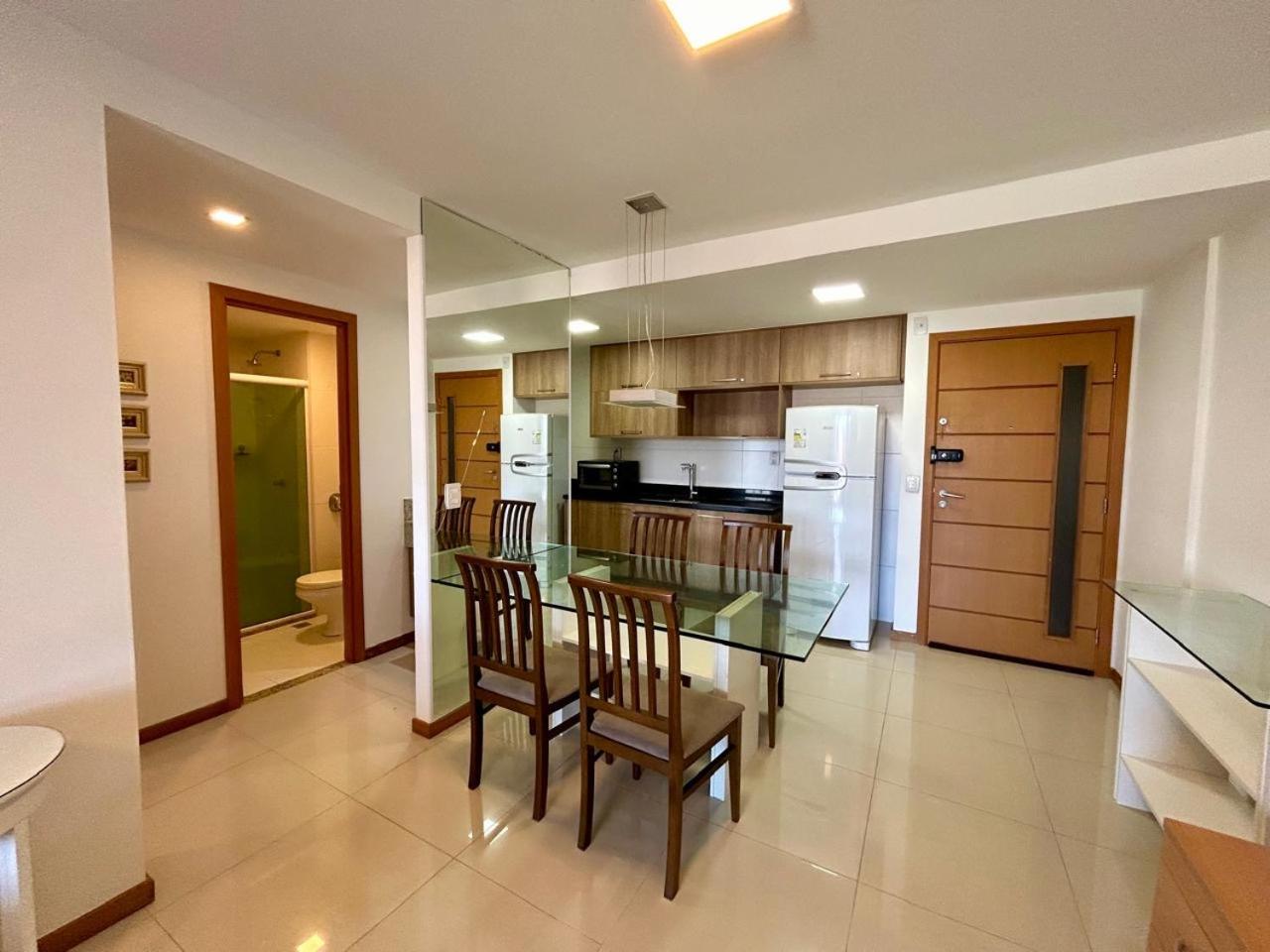Apartamento frente mar em armação Salvador