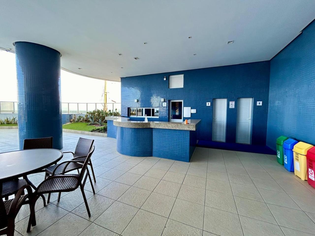 Apartamento frente mar em armação Salvador