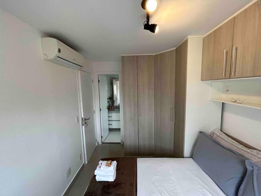 LK1005 Espaçoso Apartamento Com Vista da Vibrante Rua Augusta