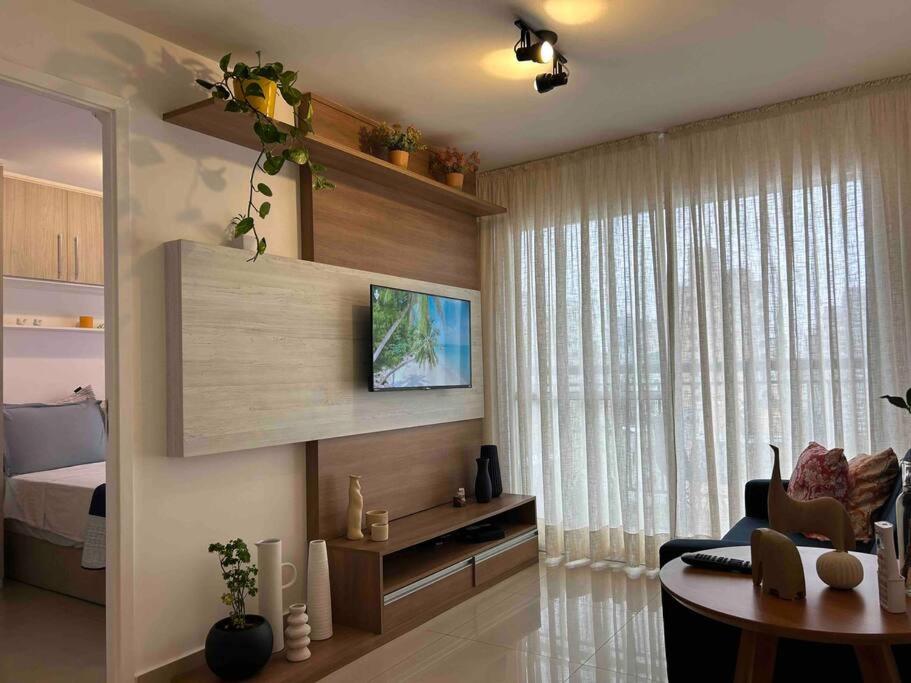 LK1005 Espaçoso Apartamento Com Vista da Vibrante Rua Augusta