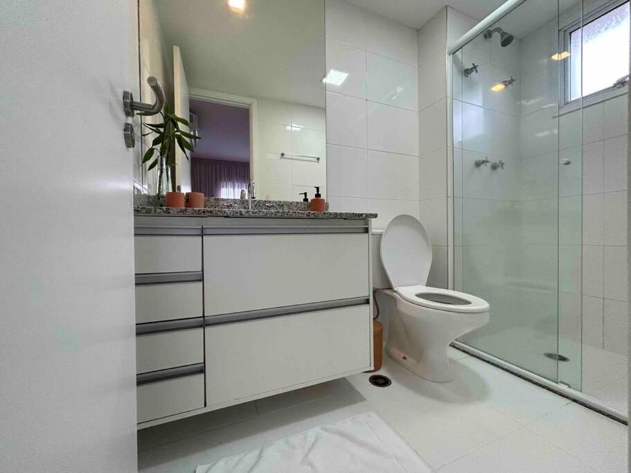 LK1005 Espaçoso Apartamento Com Vista da Vibrante Rua Augusta