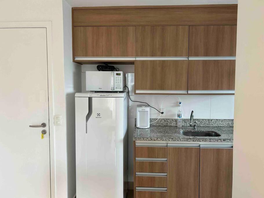 LK1005 Espaçoso Apartamento Com Vista da Vibrante Rua Augusta