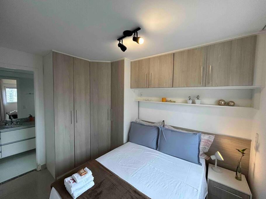 LK1005 Espaçoso Apartamento Com Vista da Vibrante Rua Augusta