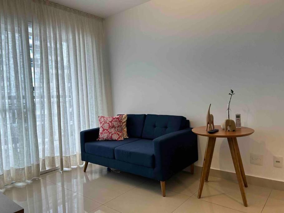 LK1005 Espaçoso Apartamento Com Vista da Vibrante Rua Augusta