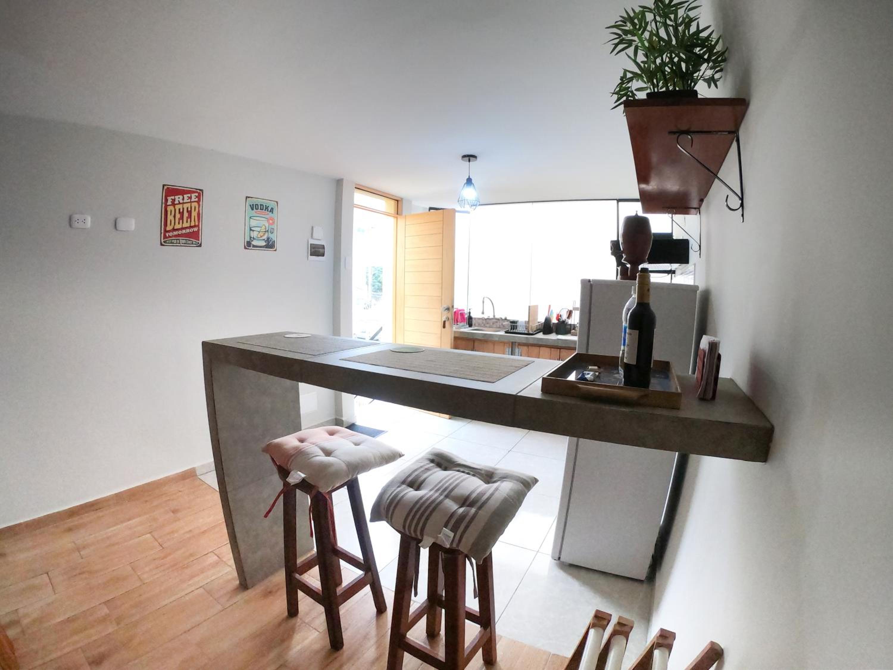Acogedor Loft equipado con Sofá cama en Matellini