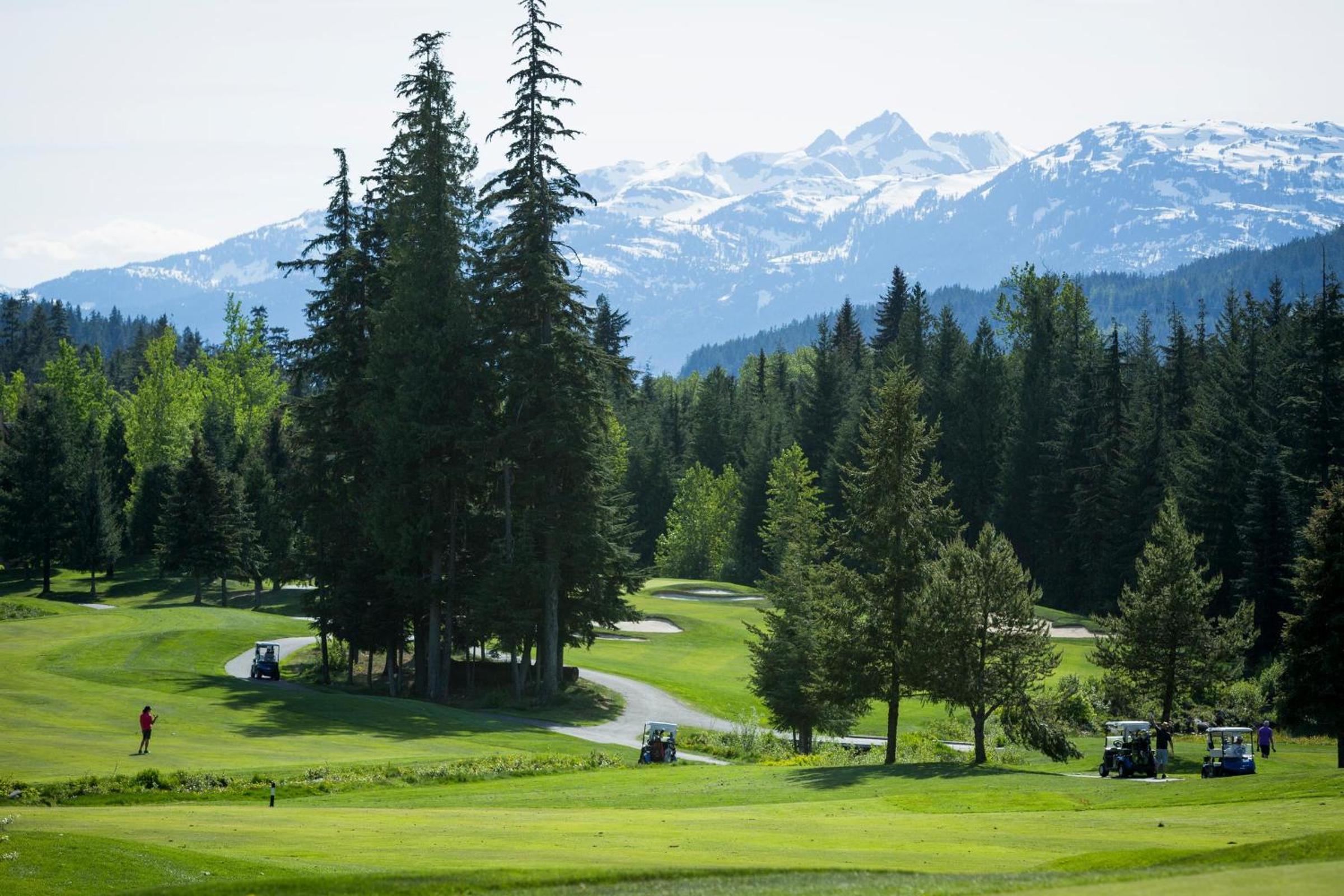 Aspens 466 | Family-Friendly Ski-in Ski-out, Three Hot Tubs, Heated Pool
