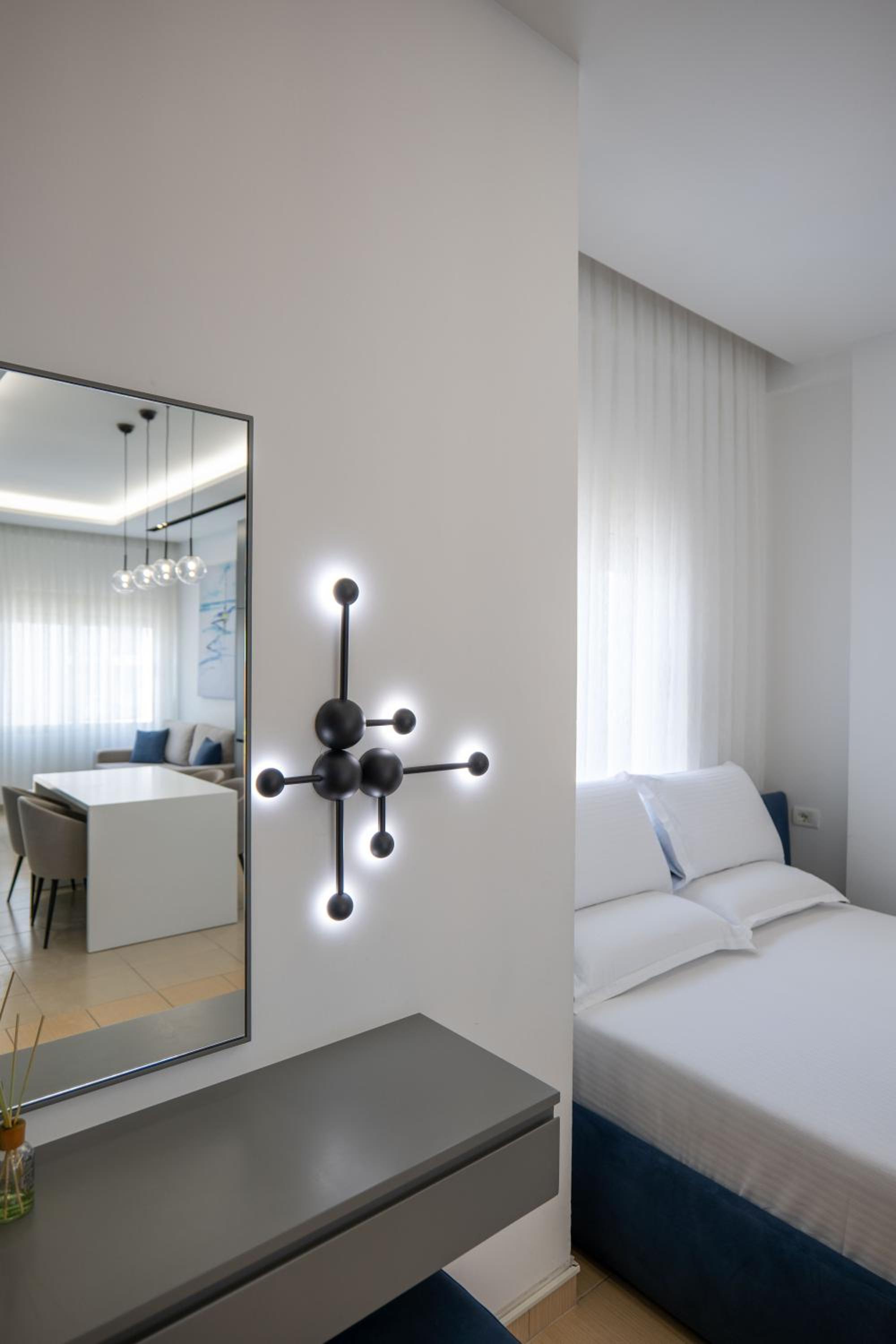 Domi Luxury beach view apartments in Saranda
