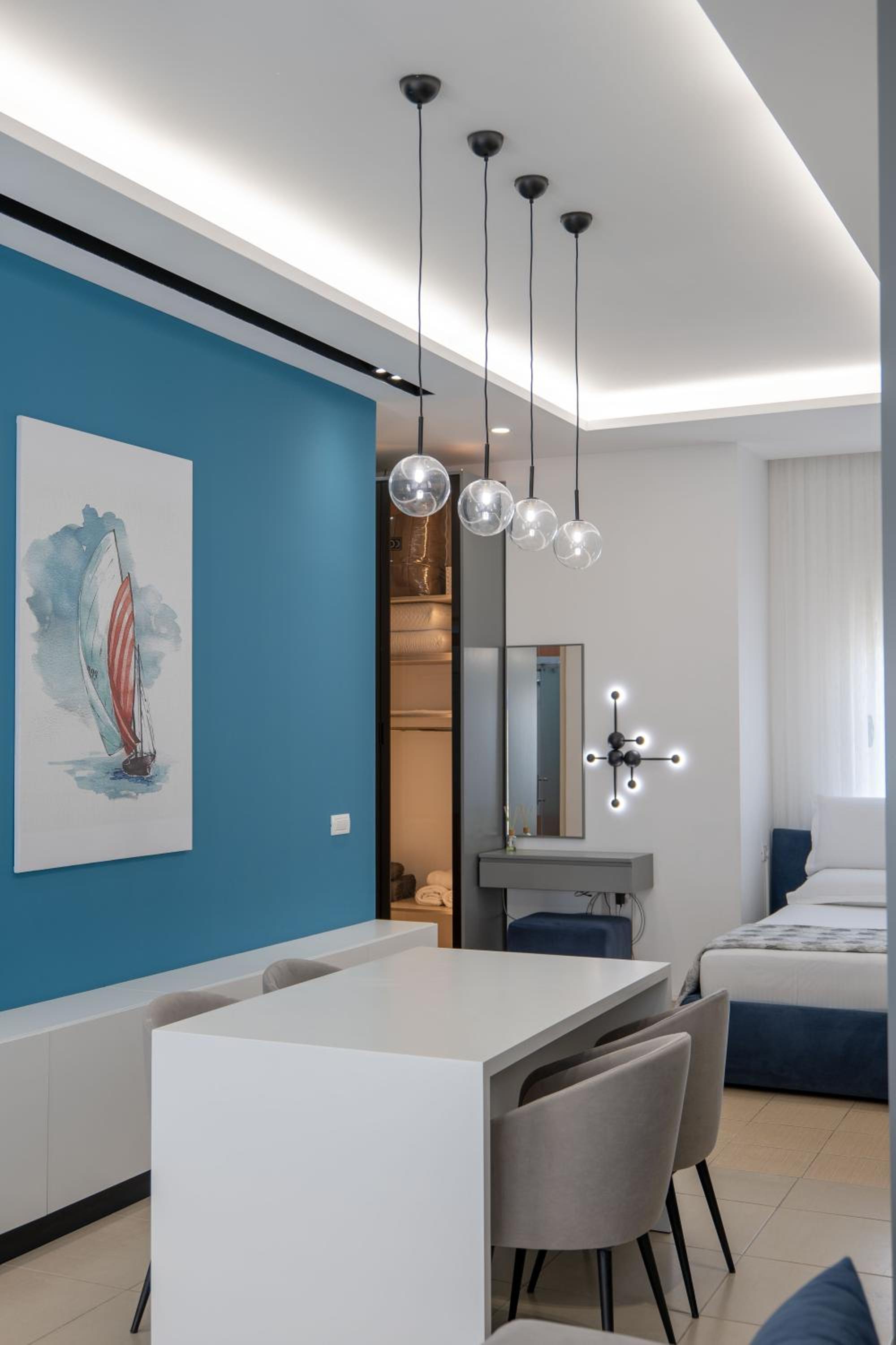 Domi Luxury beach view apartments in Saranda
