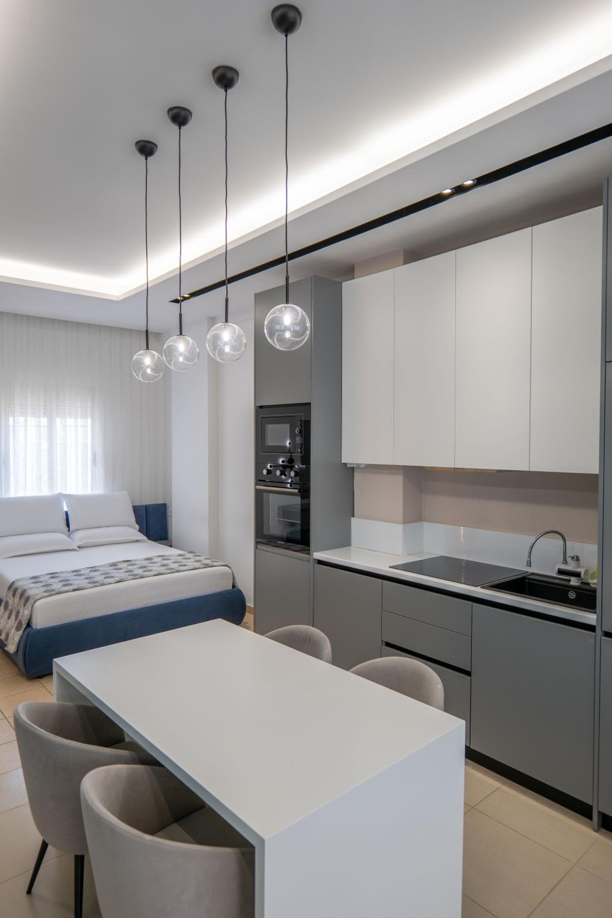 Domi Luxury beach view apartments in Saranda
