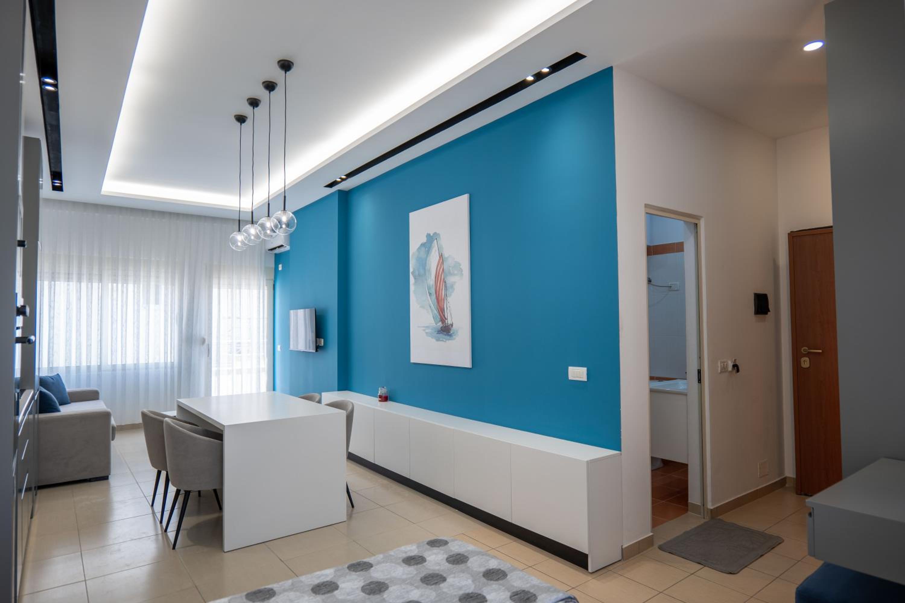Domi Luxury beach view apartments in Saranda