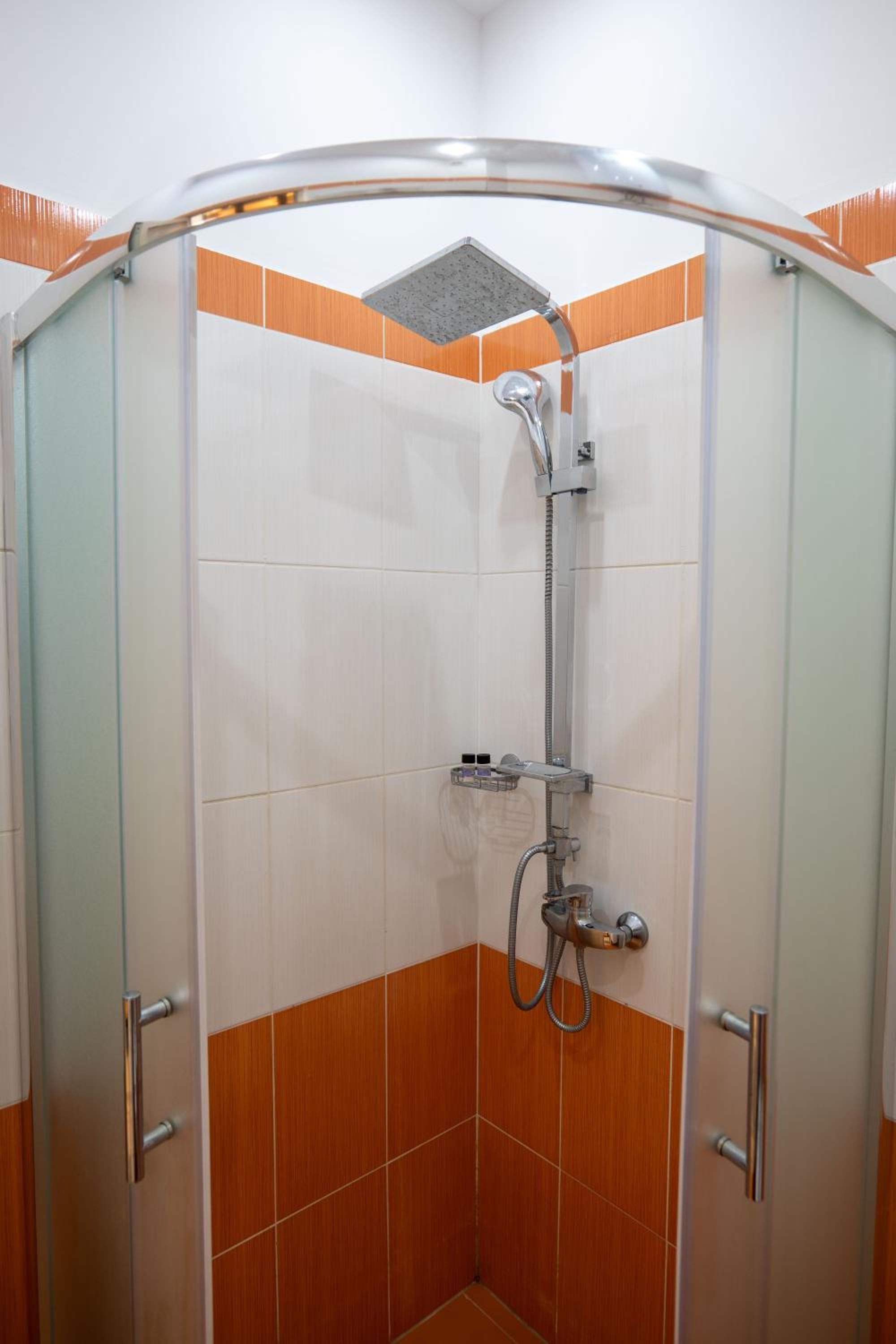 Domi Luxury beach view apartments in Saranda