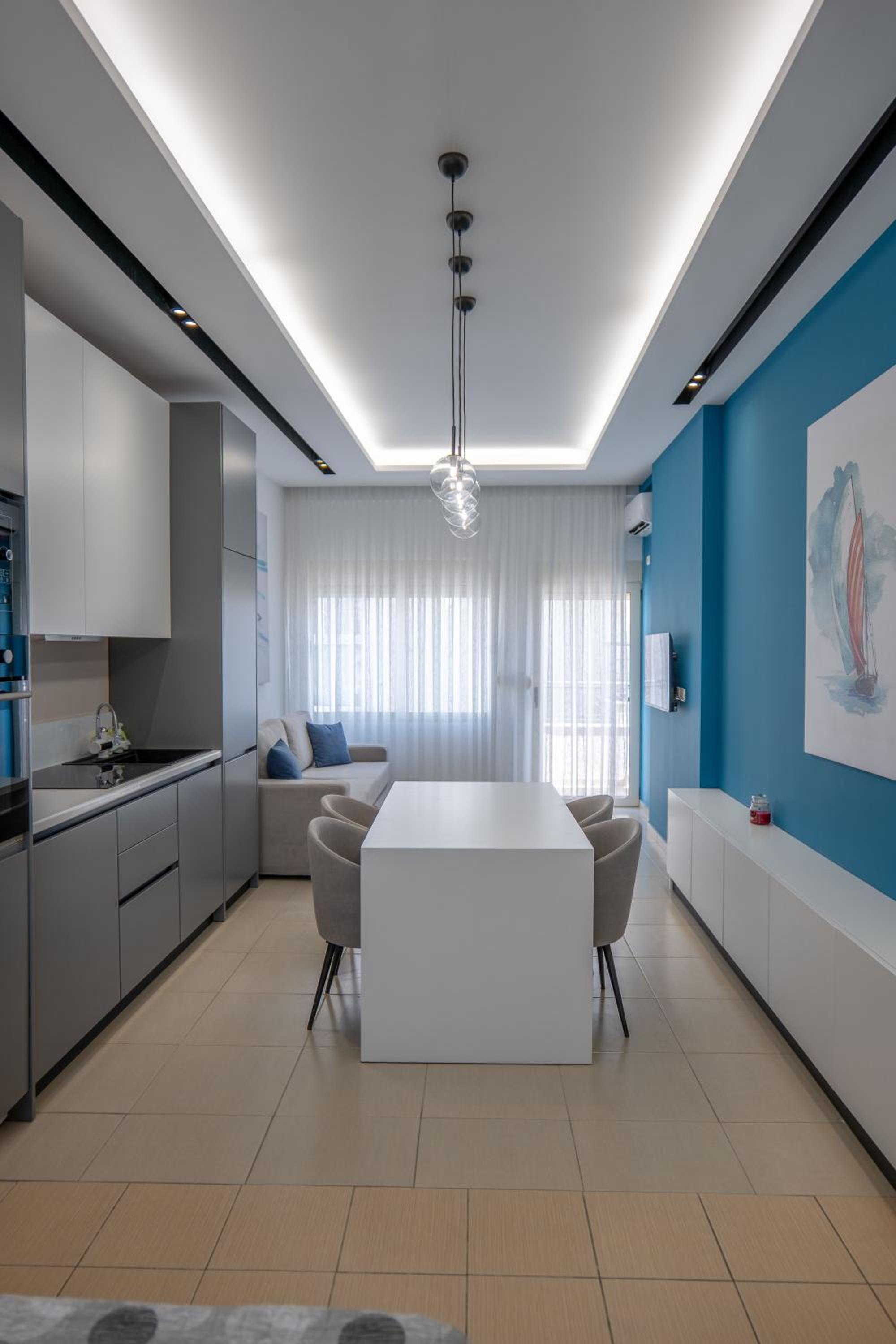 Domi Luxury beach view apartments in Saranda