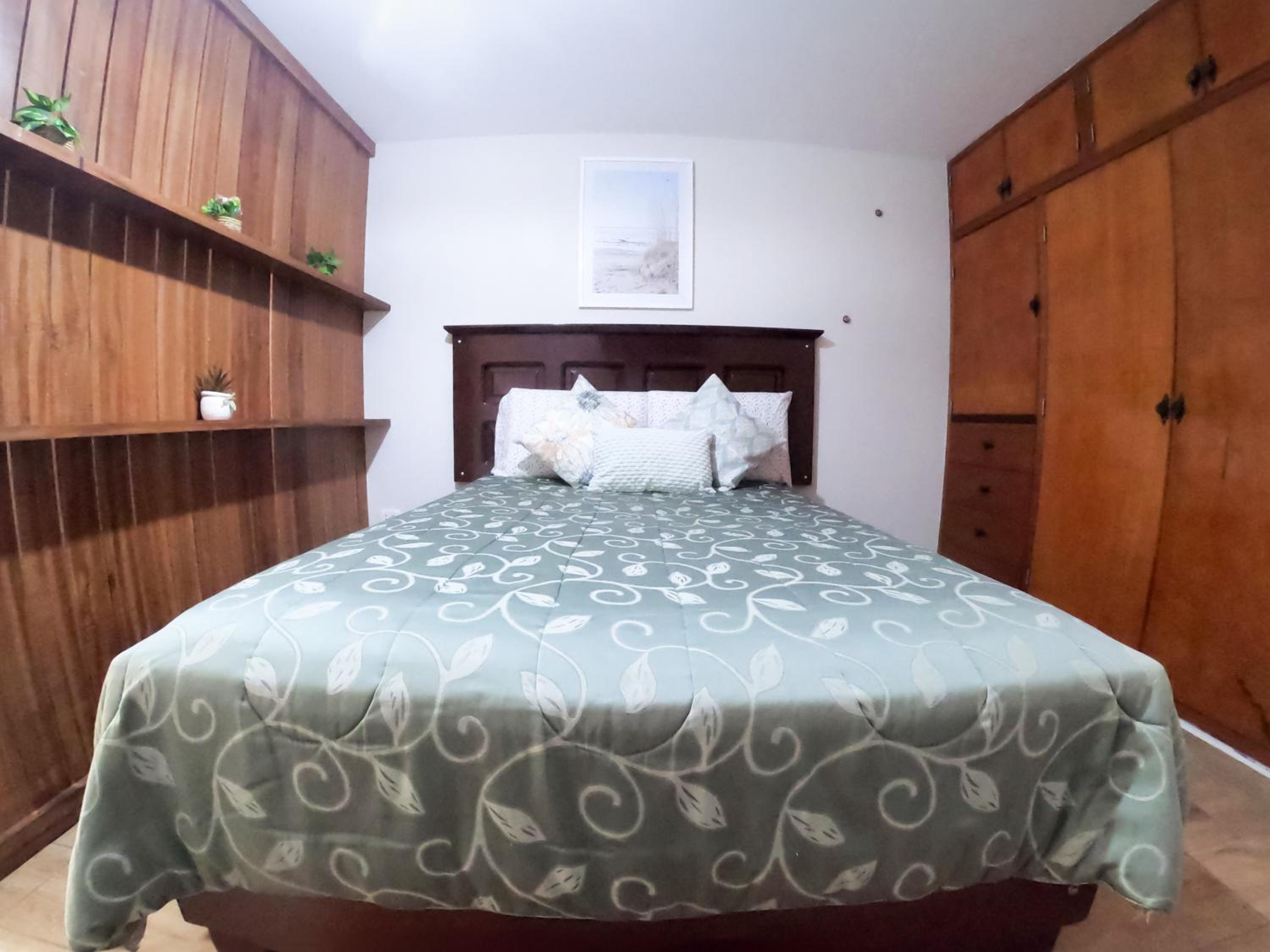 Acogedor Loft equipado con Sofá cama en Matellini