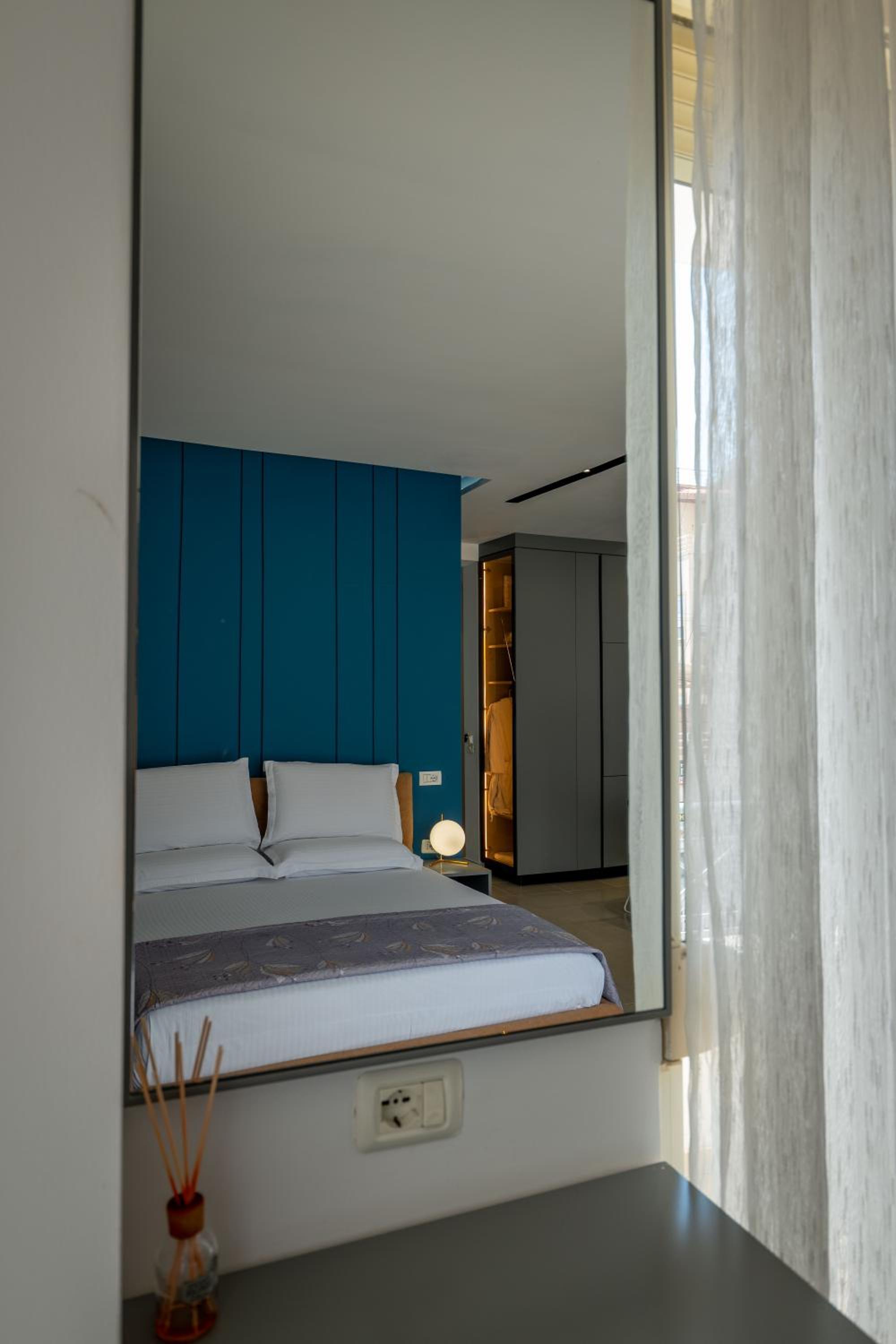 Domi Luxury beach view apartments in Saranda