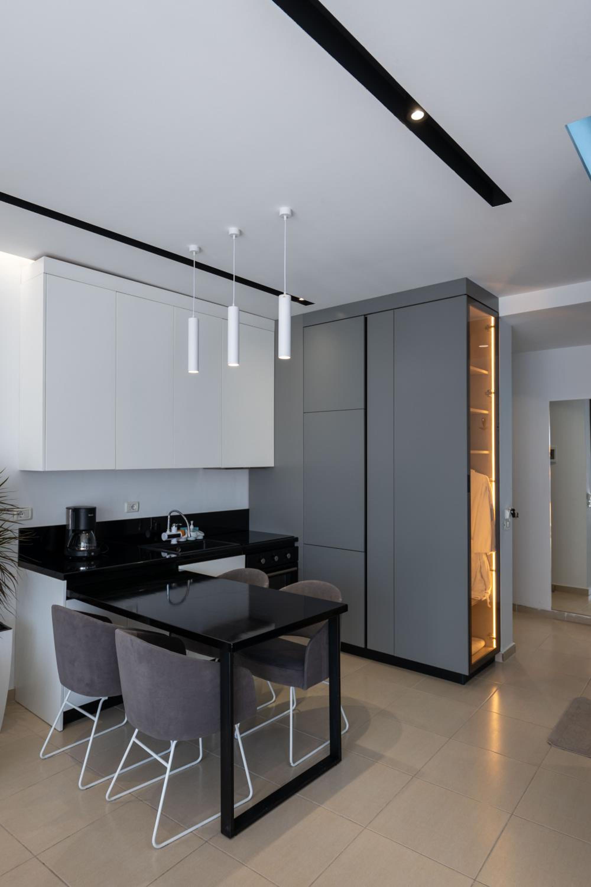 Domi Luxury beach view apartments in Saranda