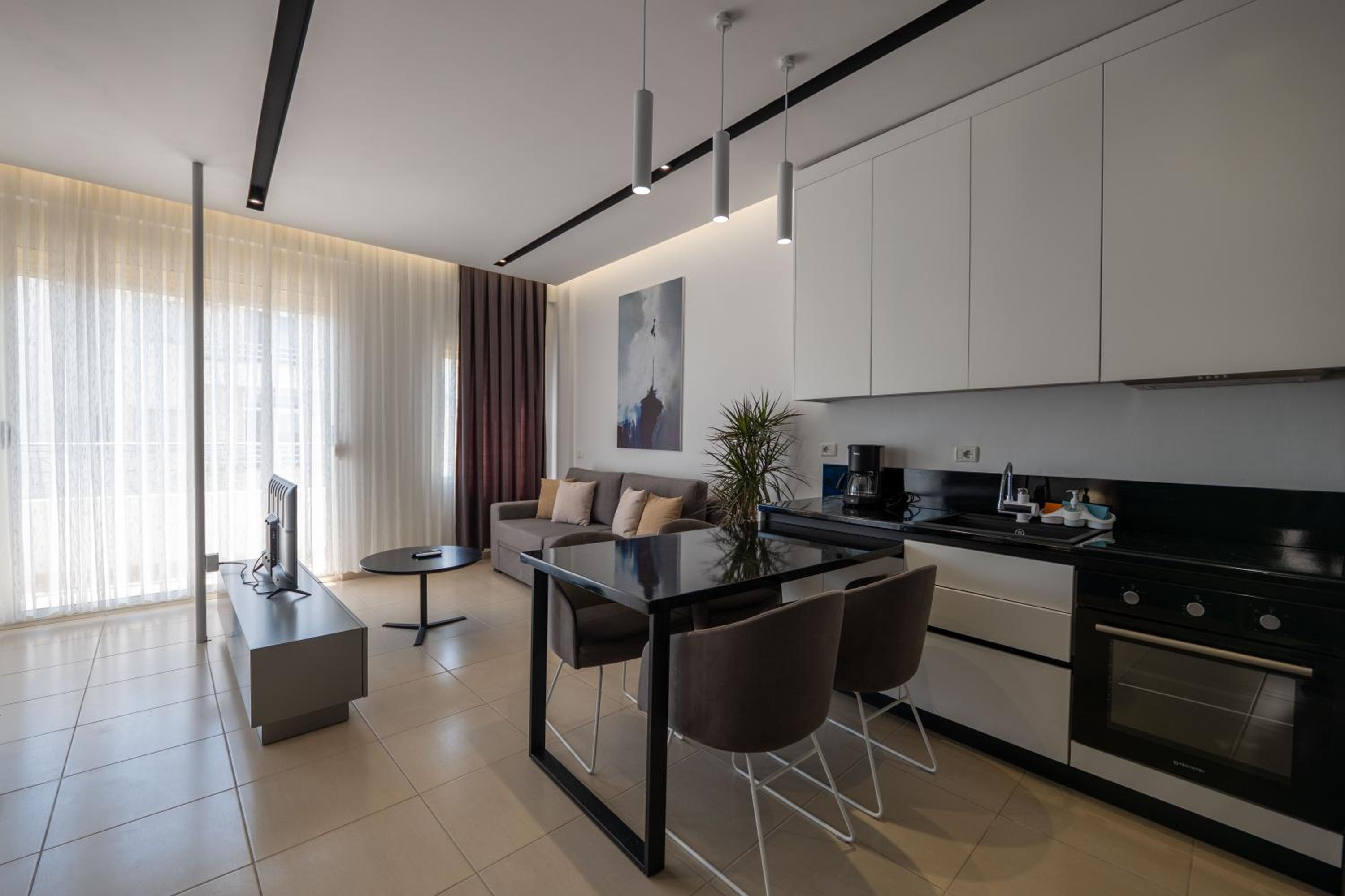 Domi Luxury beach view apartments in Saranda