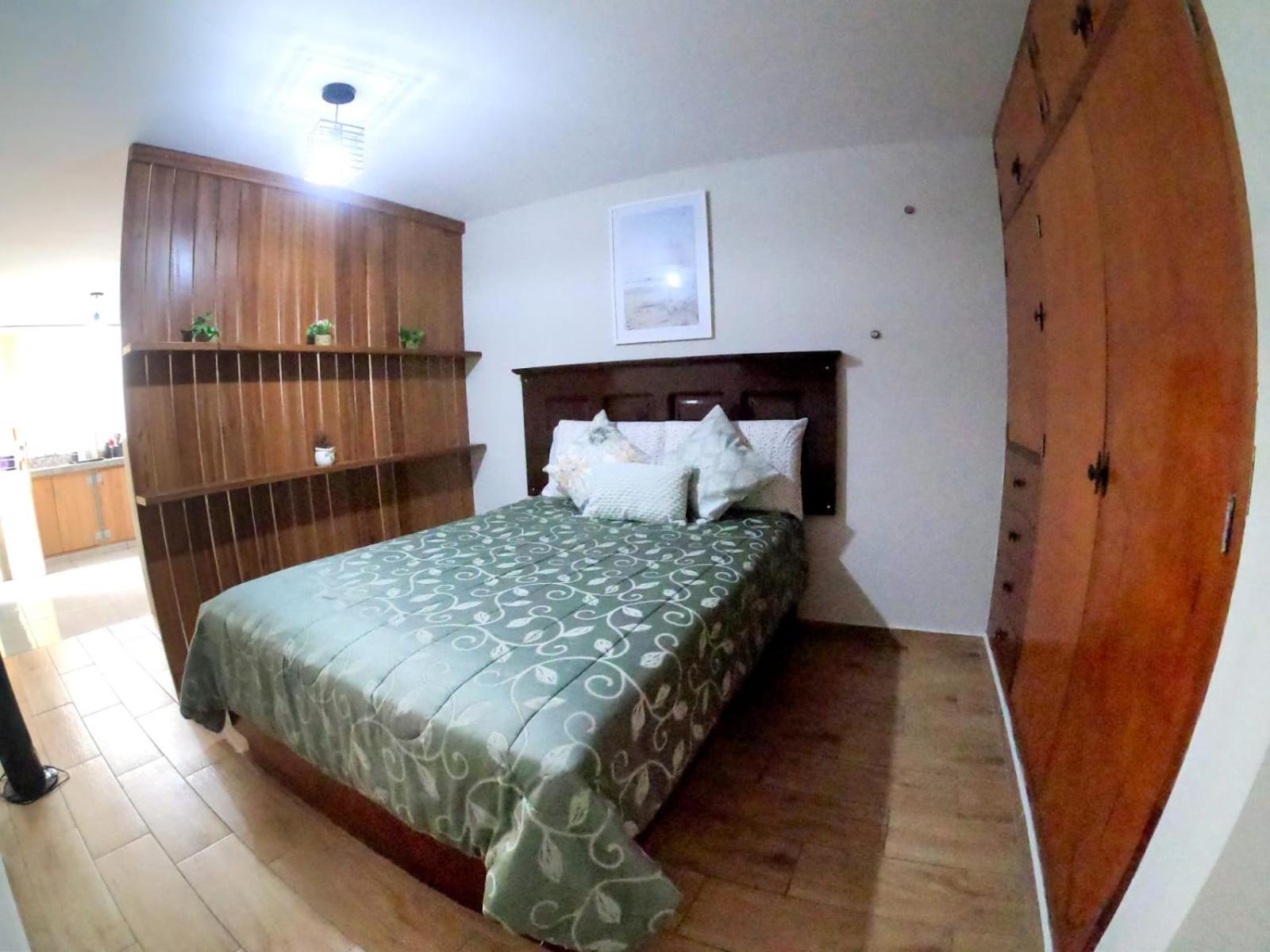 Acogedor Loft equipado con Sofá cama en Matellini