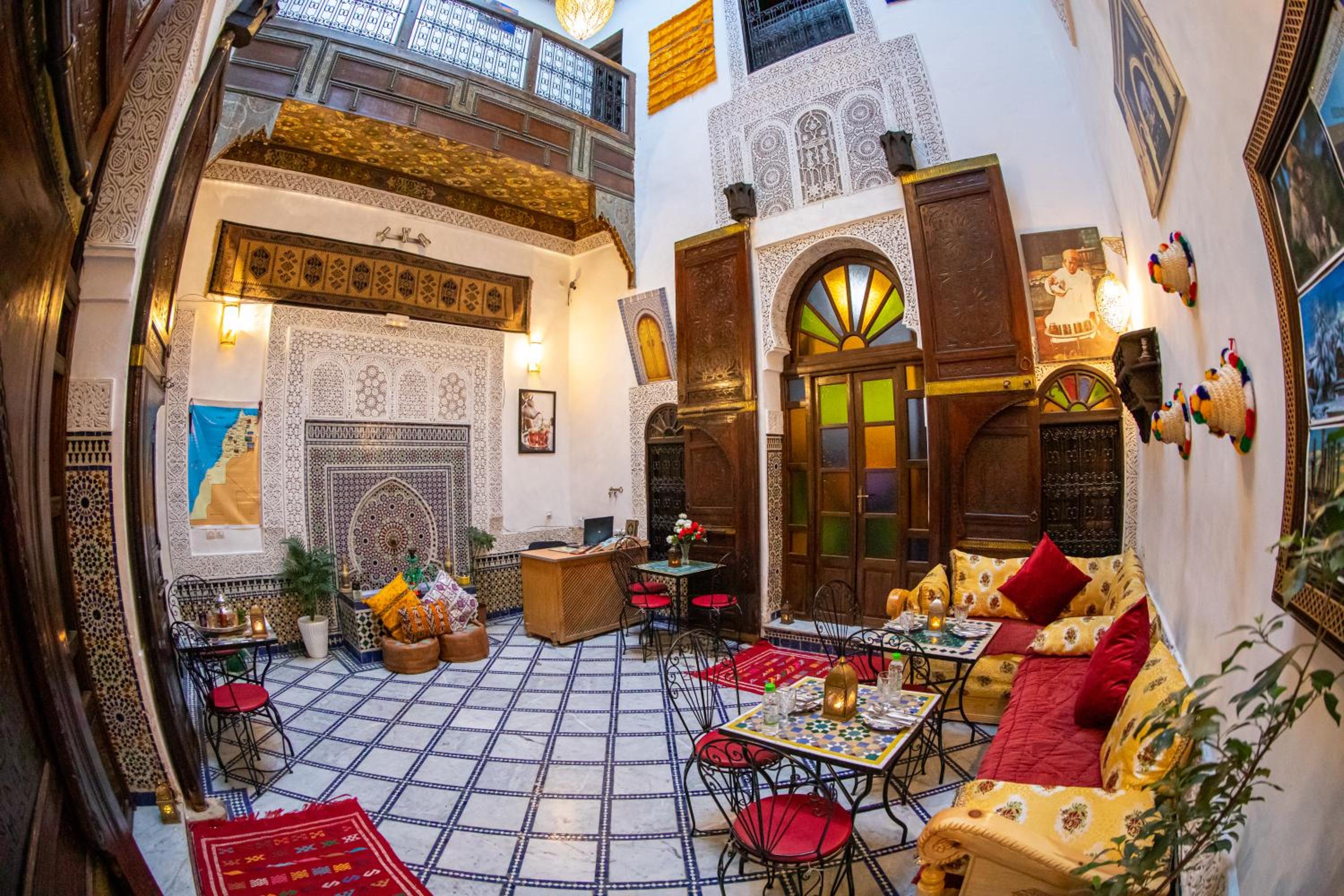 lounge
