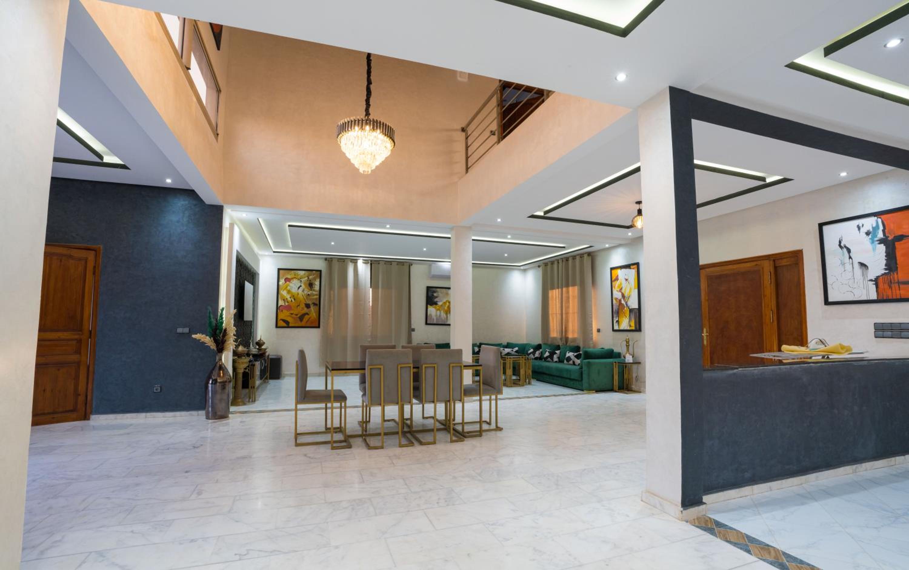 VILLA MYAD