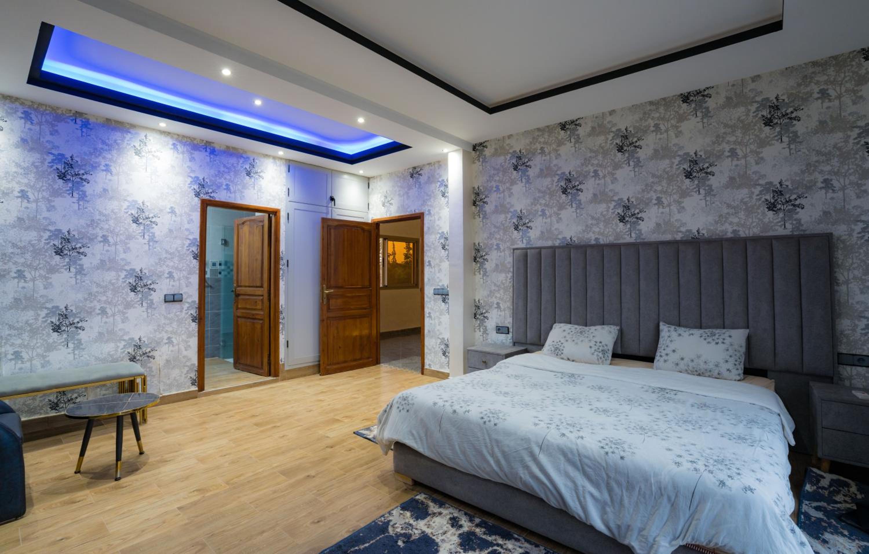 VILLA MYAD