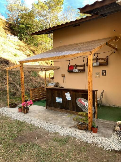Cabaña Completa Brisas de Volcancito view 4