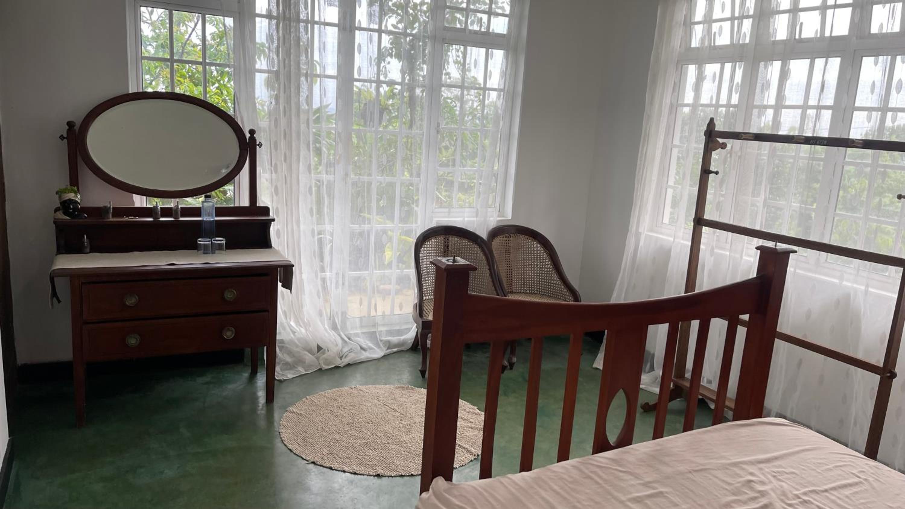 Pekoetrails Hantana Homestay