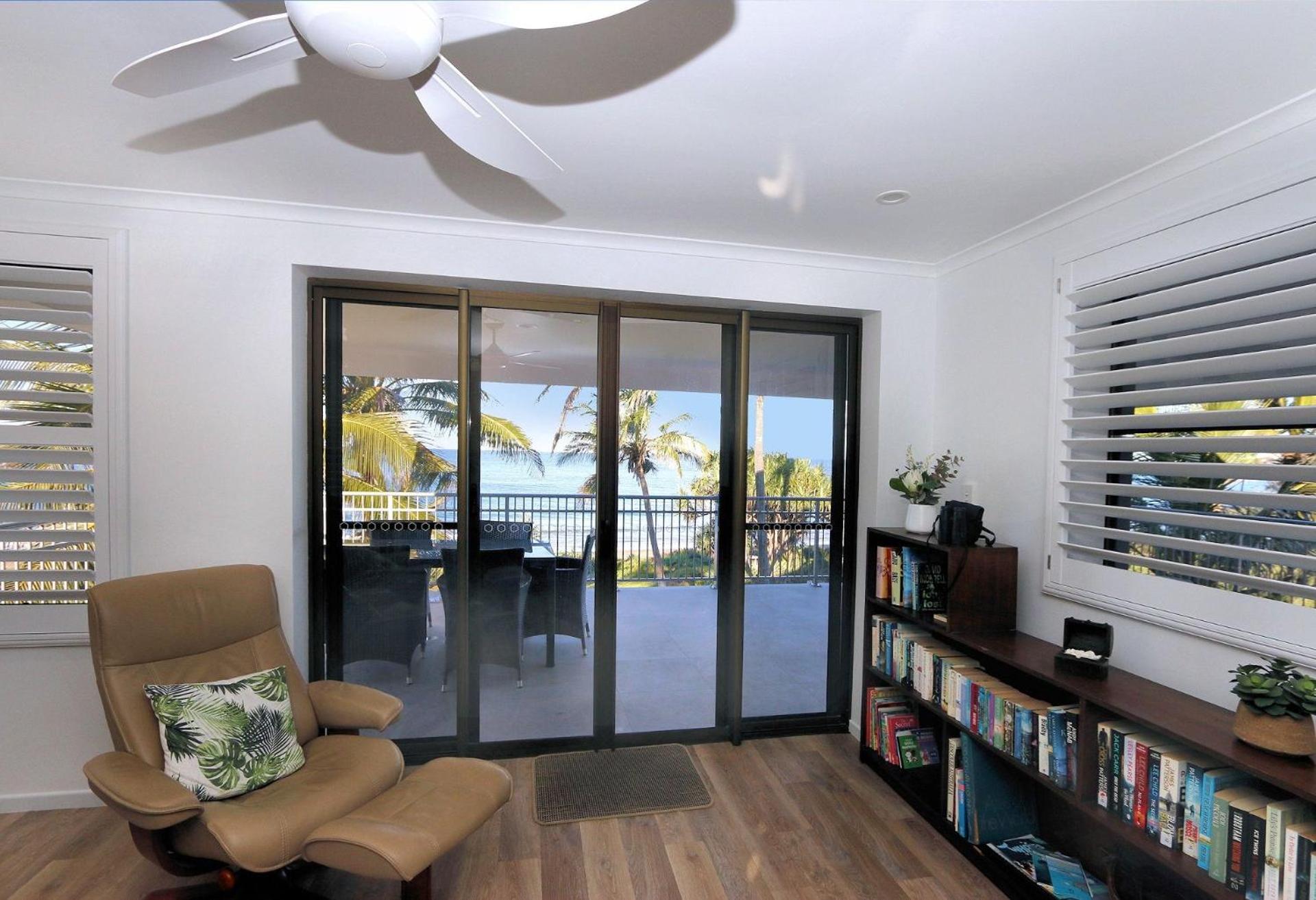Horizons Unit 4 Beachfront Unit